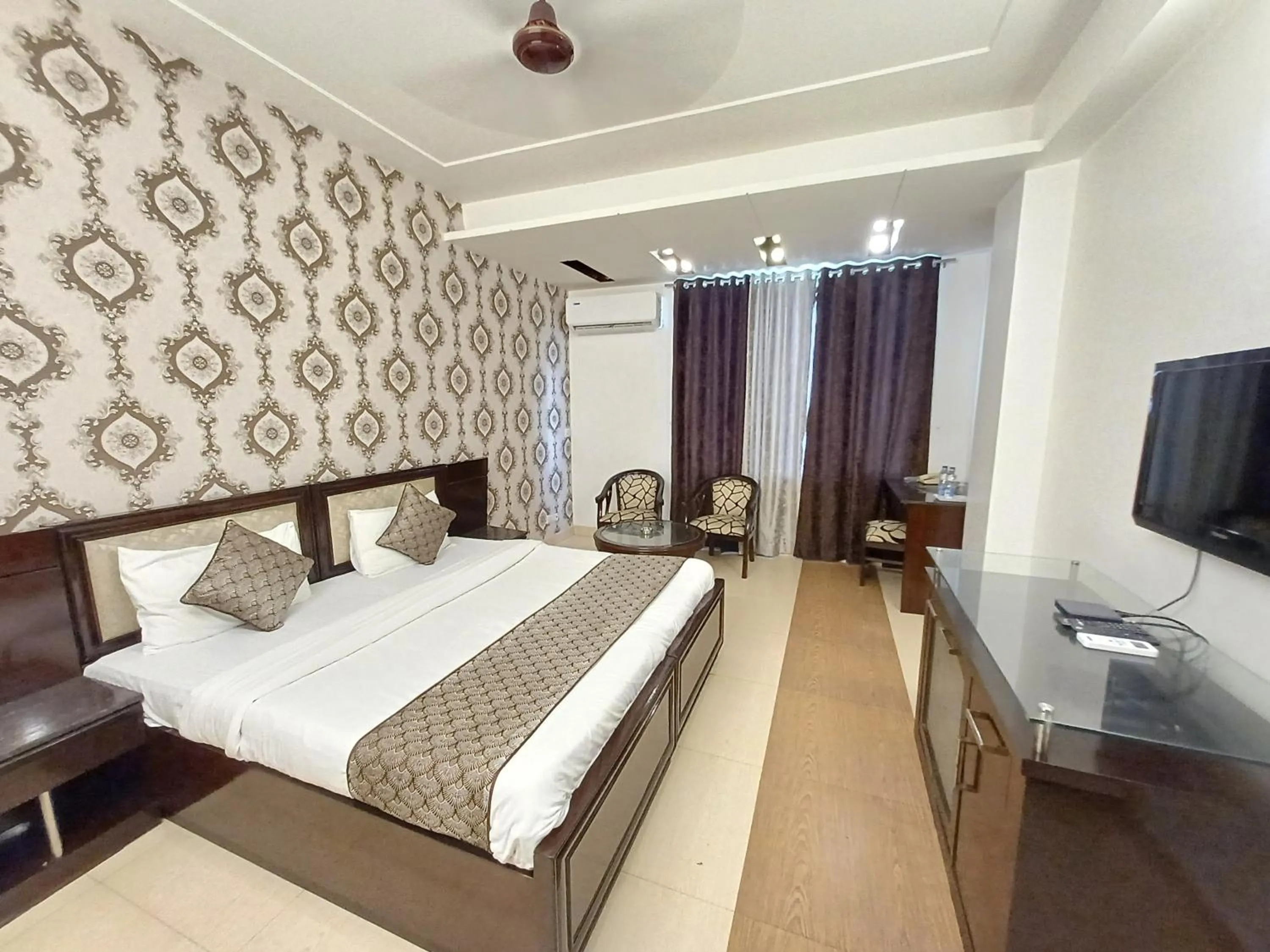 Bed in Skylark Hotel by Gabrian Hotels