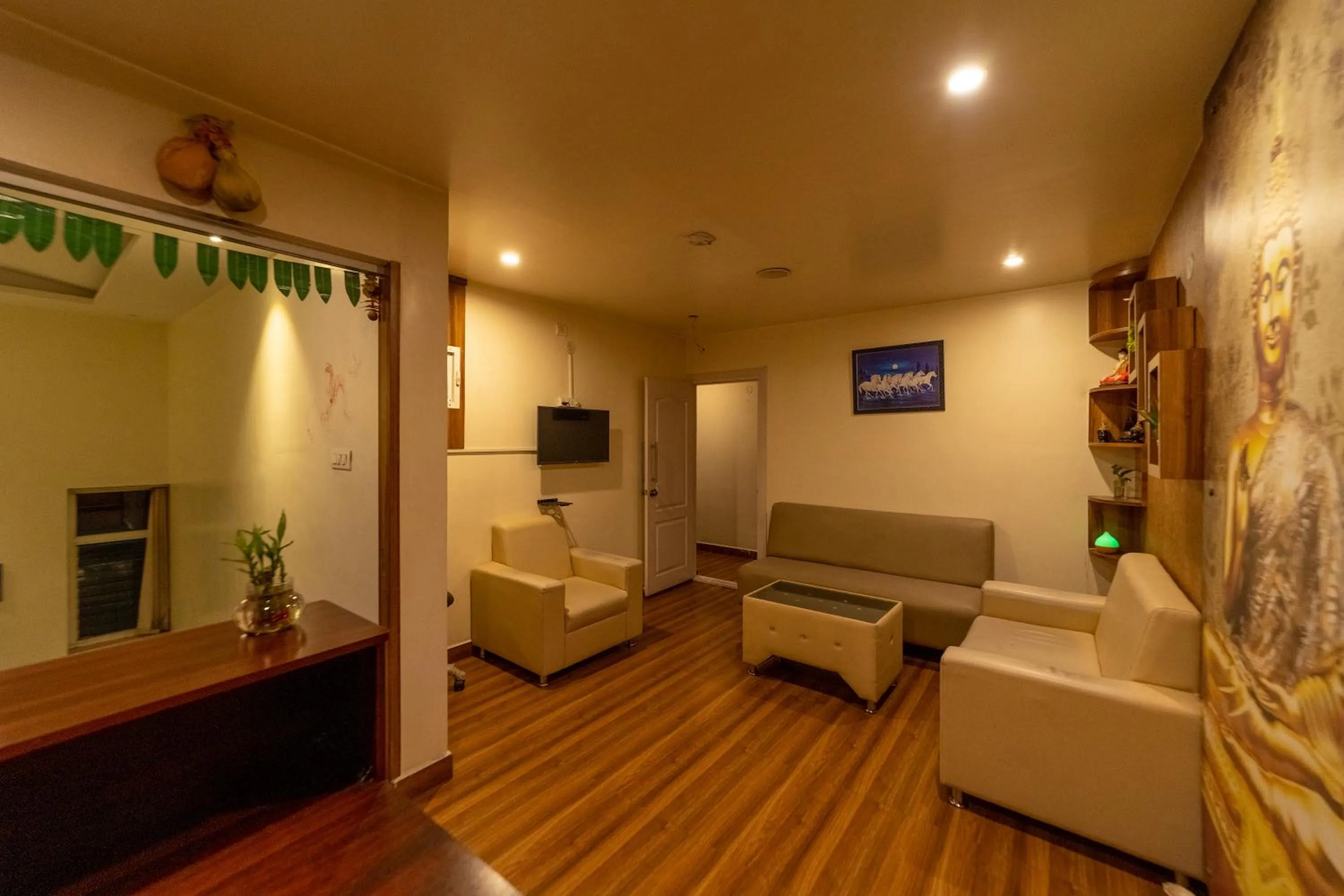 Living room in Tetrad Hotels - International Airport Road Hebbal