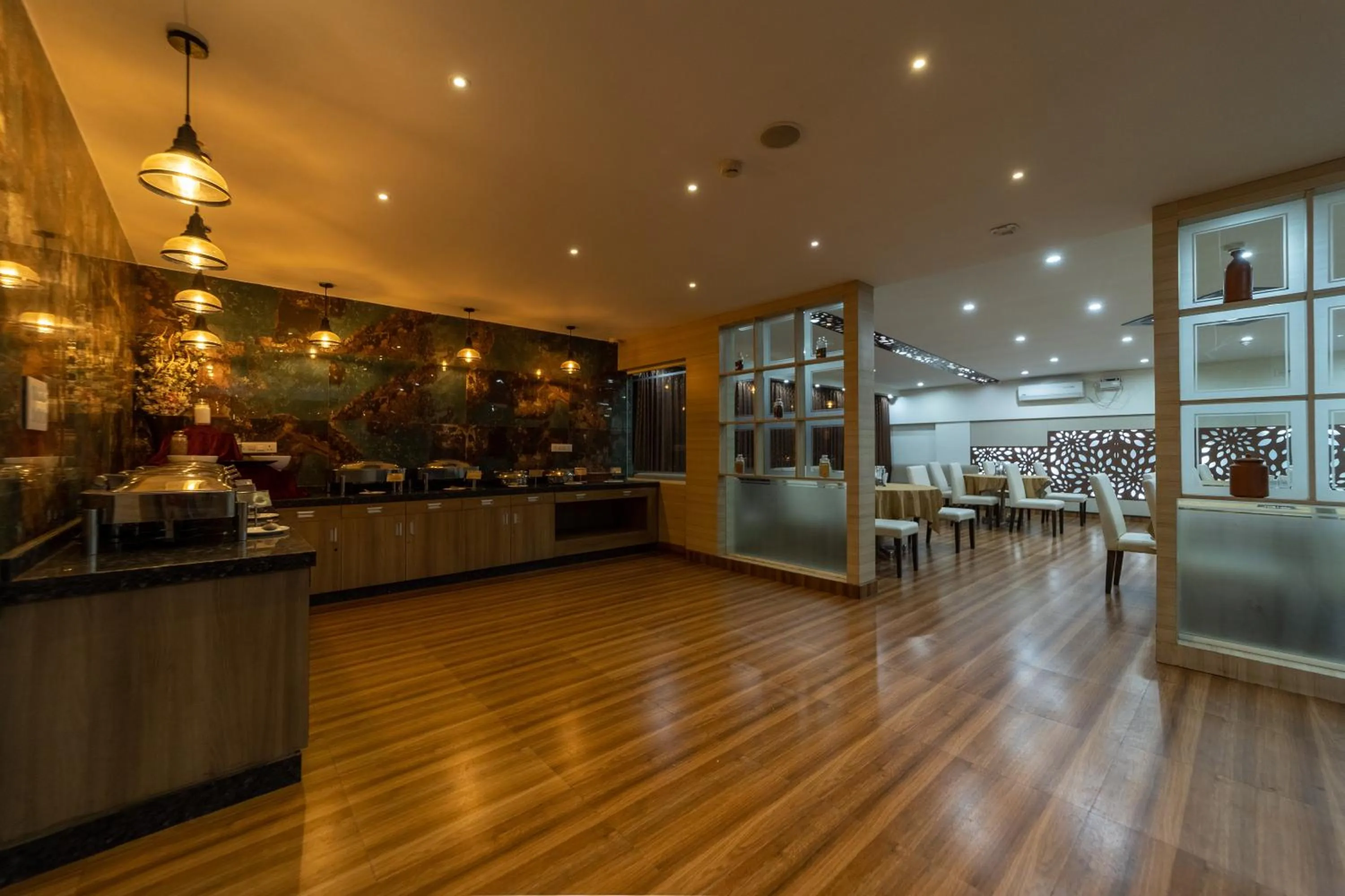 Restaurant/places to eat in Tetrad Hotels - International Airport Road Hebbal