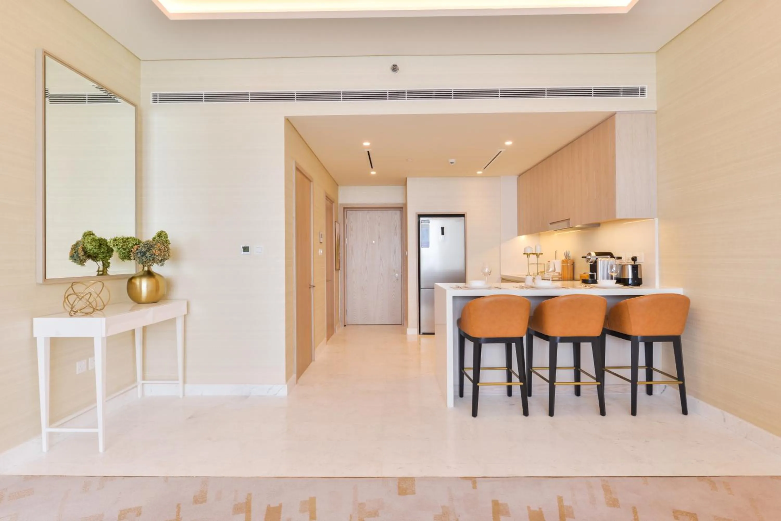 Kitchen or kitchenette in Ultra Luxury Palm Tower with Shared Hotel Facilities