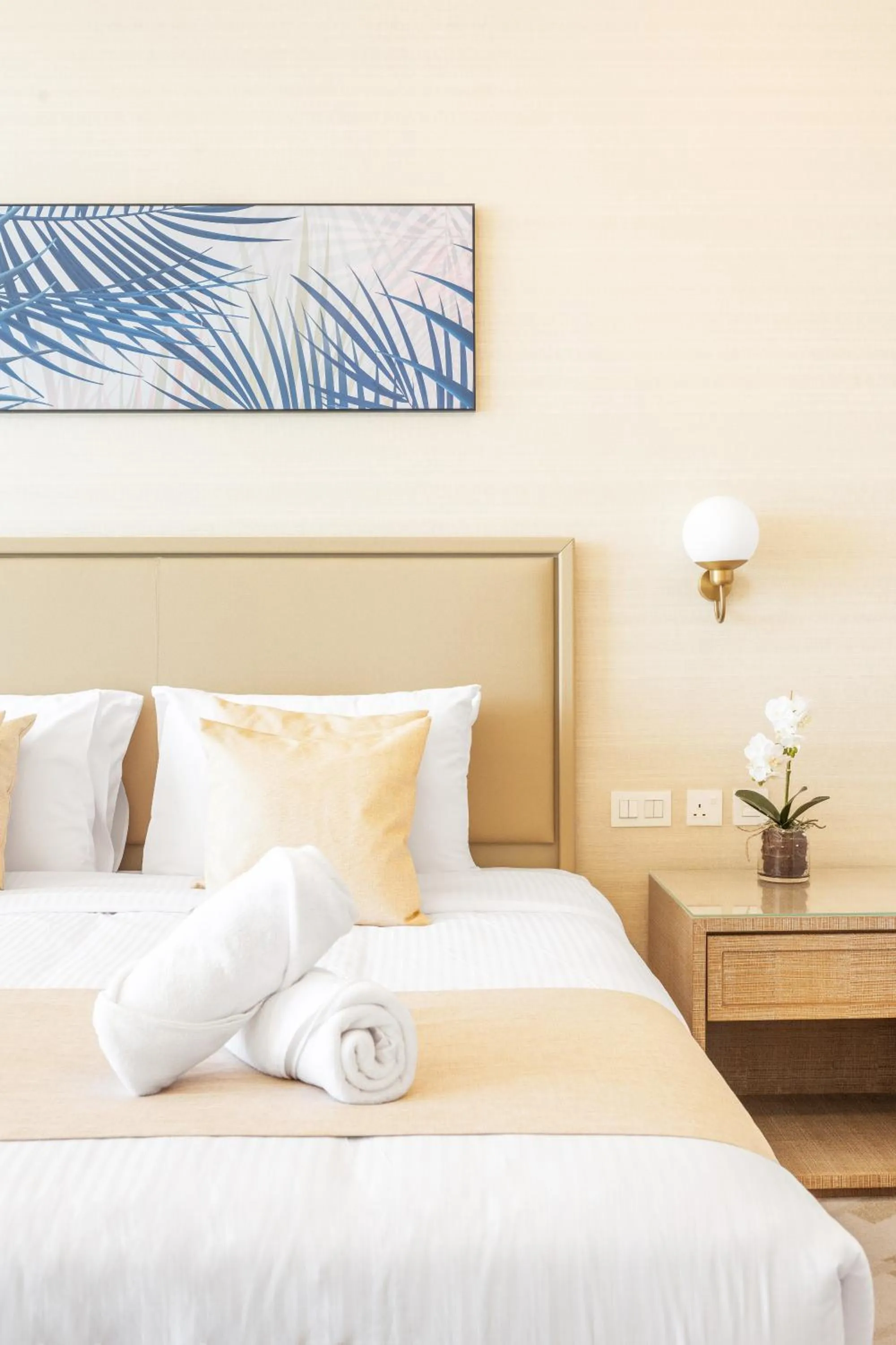 Bed in Ultra Luxury Palm Tower with Shared Hotel Facilities