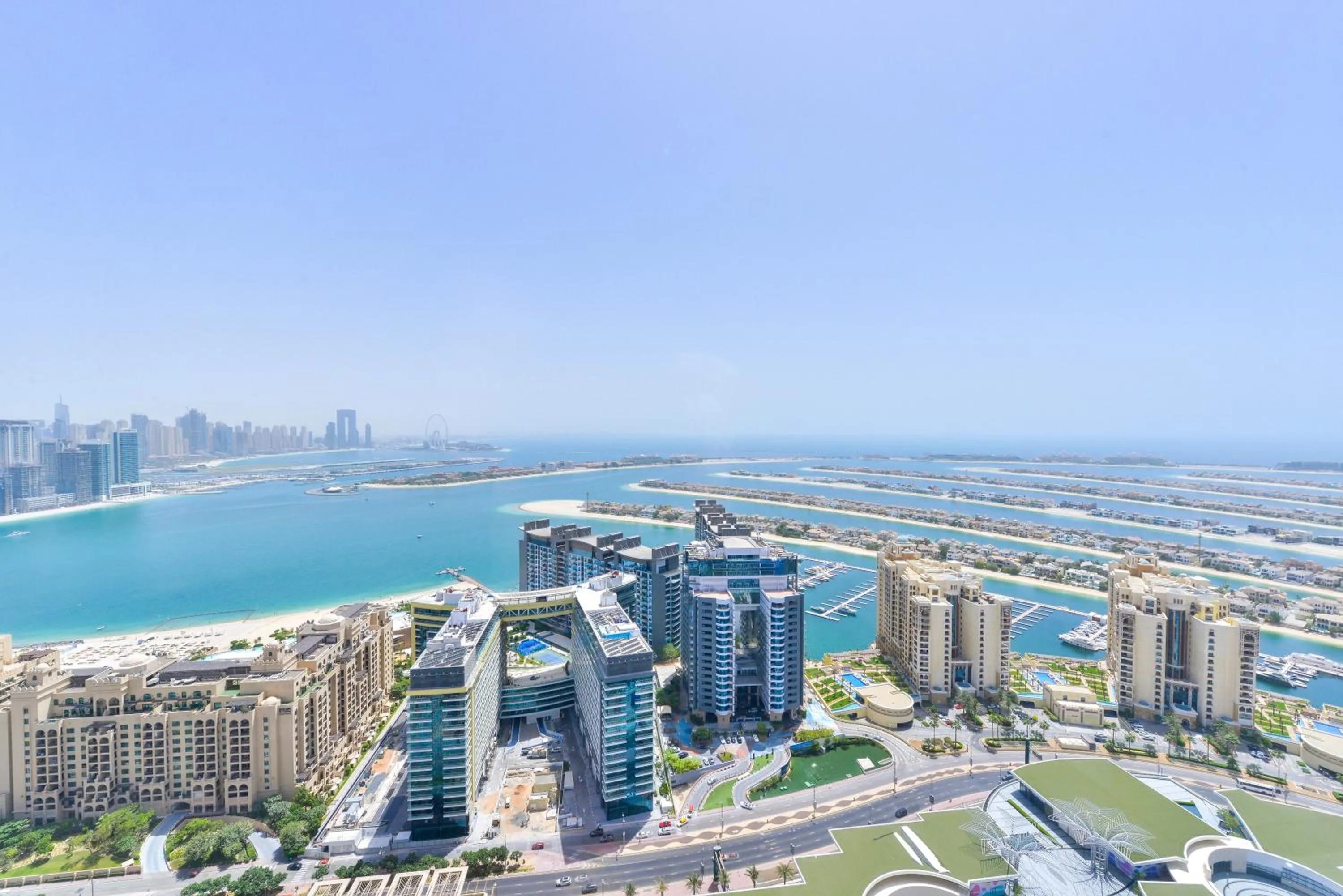 Sea view in Ultra Luxury Palm Tower with Shared Hotel Facilities
