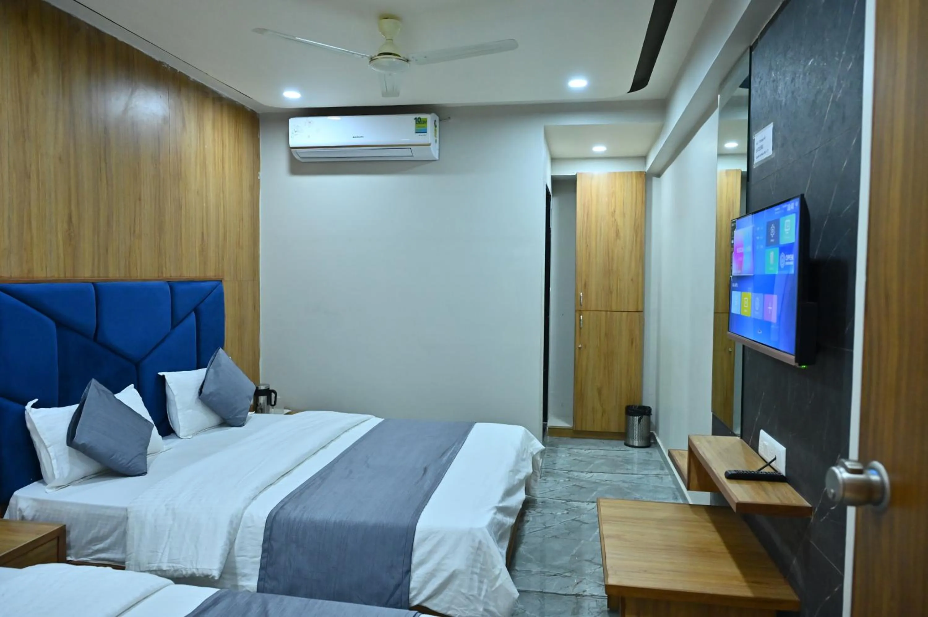 Bed in HOTEL SURY VILLA