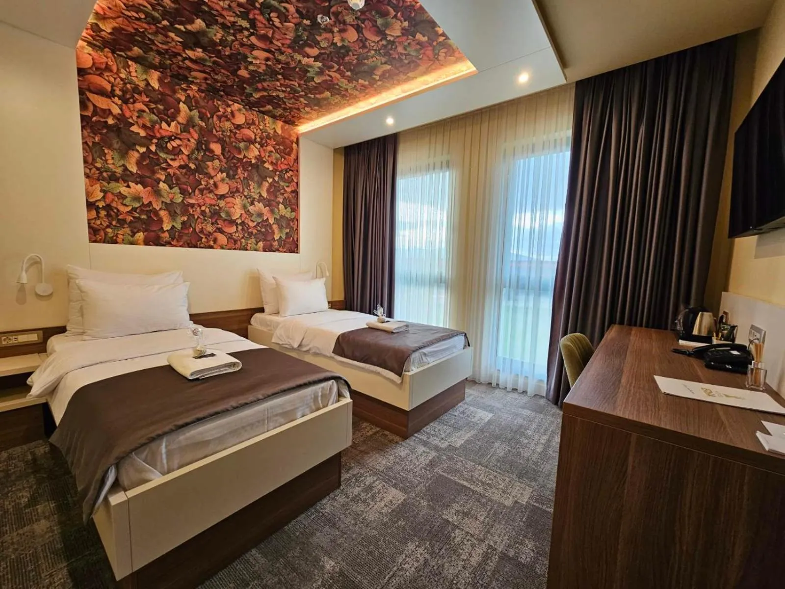 TV and multimedia, Bed in Hotel ETNA