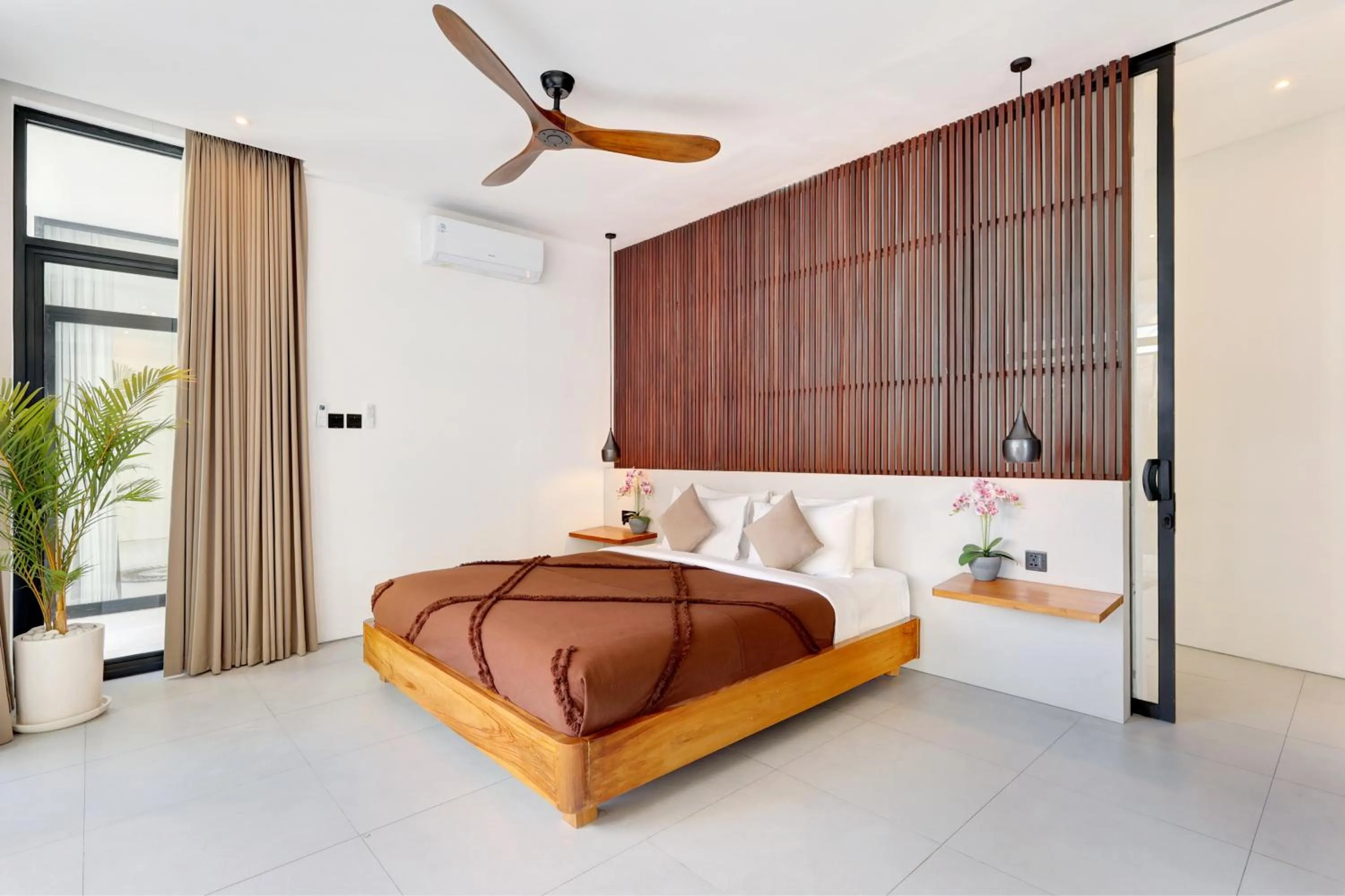 Bed in Baliwood Residence Villas by BREIG