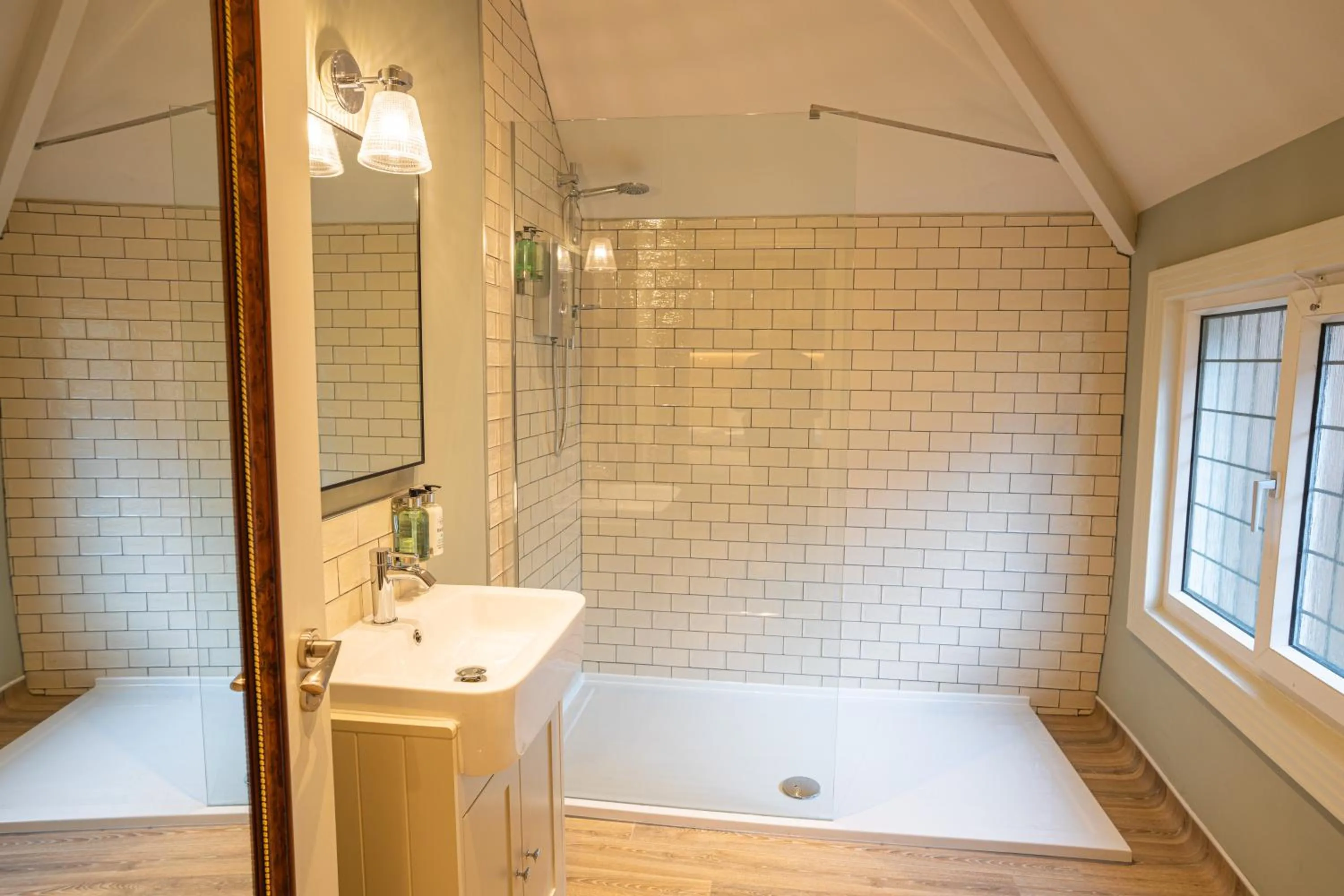 Shower in Duke of York