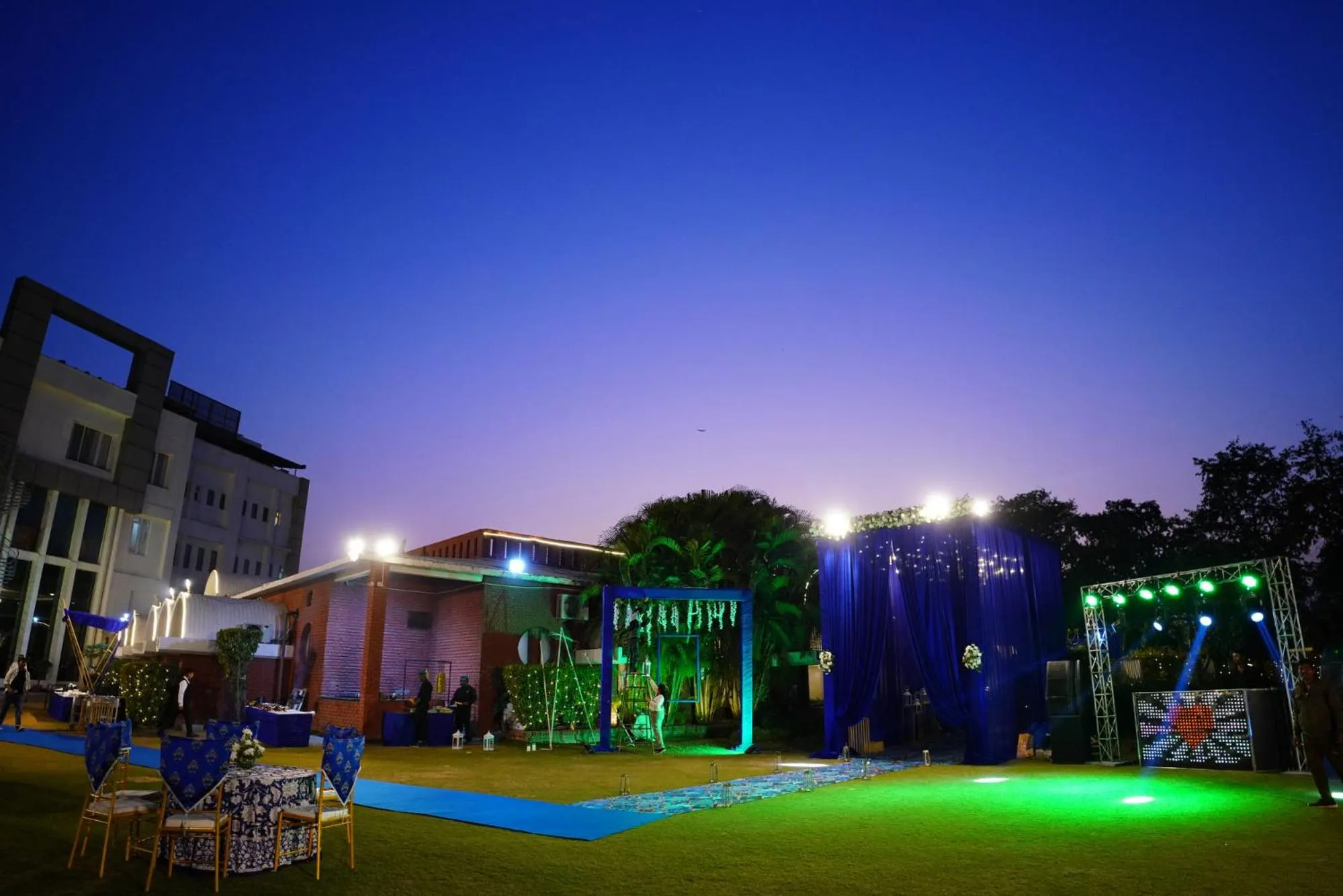 Garden in Goa Country Club Near Park Hospital BY Pearl I Luxury resort in Gurgaon