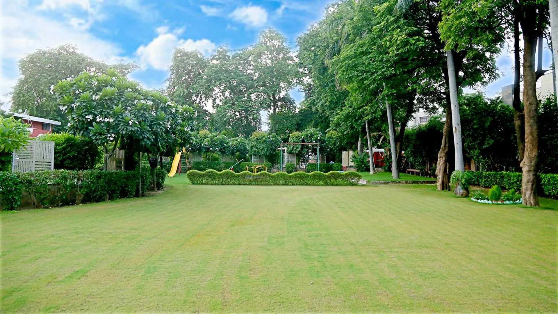 Garden view in Goa Country Club Near Park Hospital BY Pearl I Luxury resort in Gurgaon