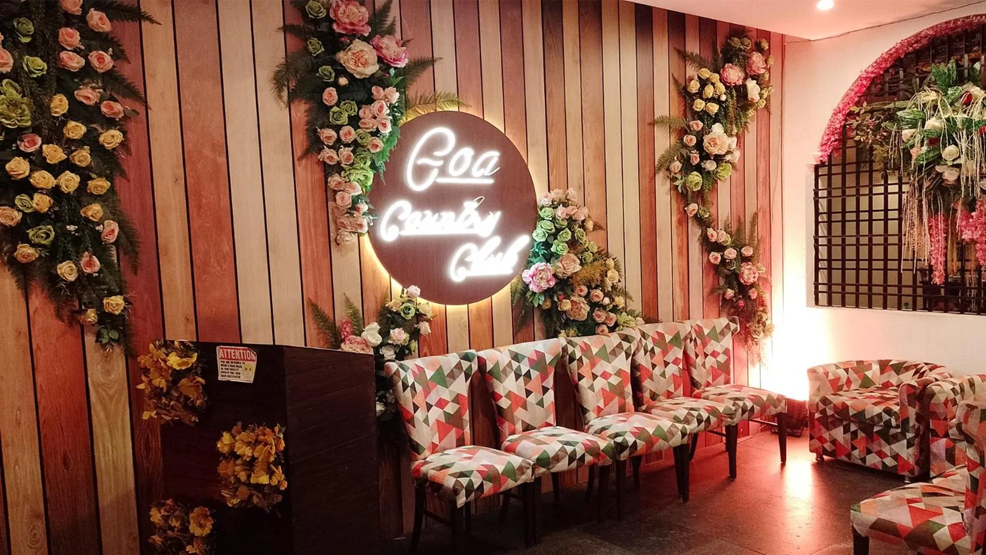 Restaurant/places to eat in Goa Country Club Near Park Hospital BY Pearl I Luxury resort in Gurgaon