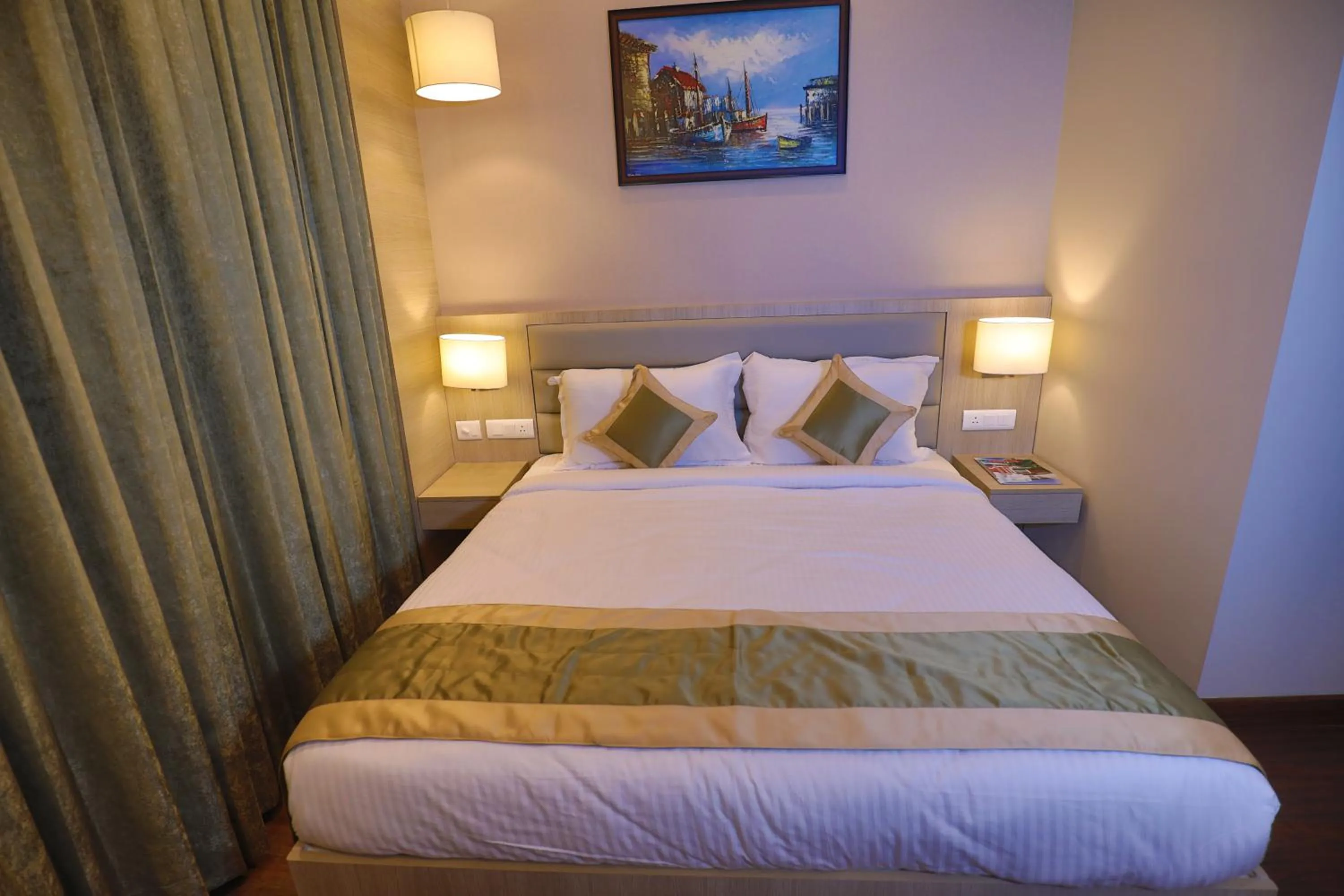 Photo of the whole room, Bed in Goa Country Club Near Park Hospital BY Pearl I Luxury resort in Gurgaon