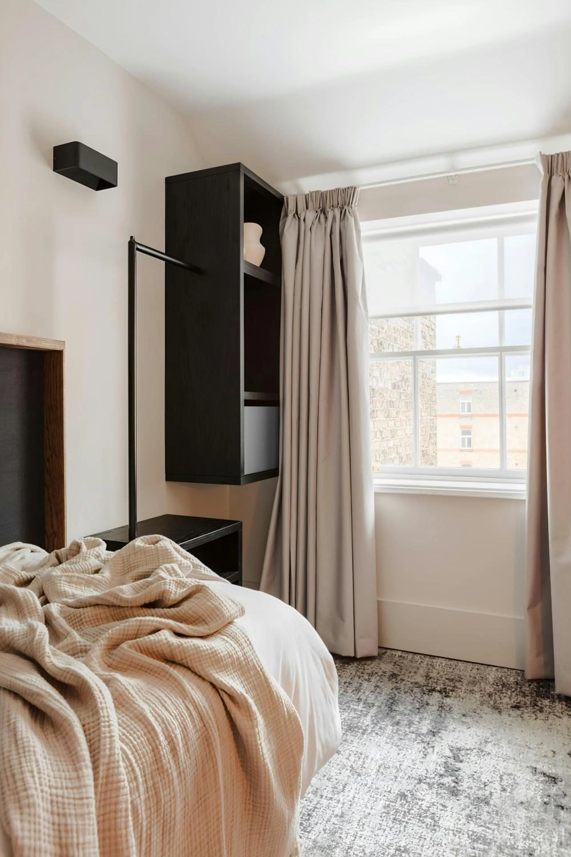 Bedroom, Bed in The Earl Hotel Leeson Street, Sonder by Marriott Bonvoy