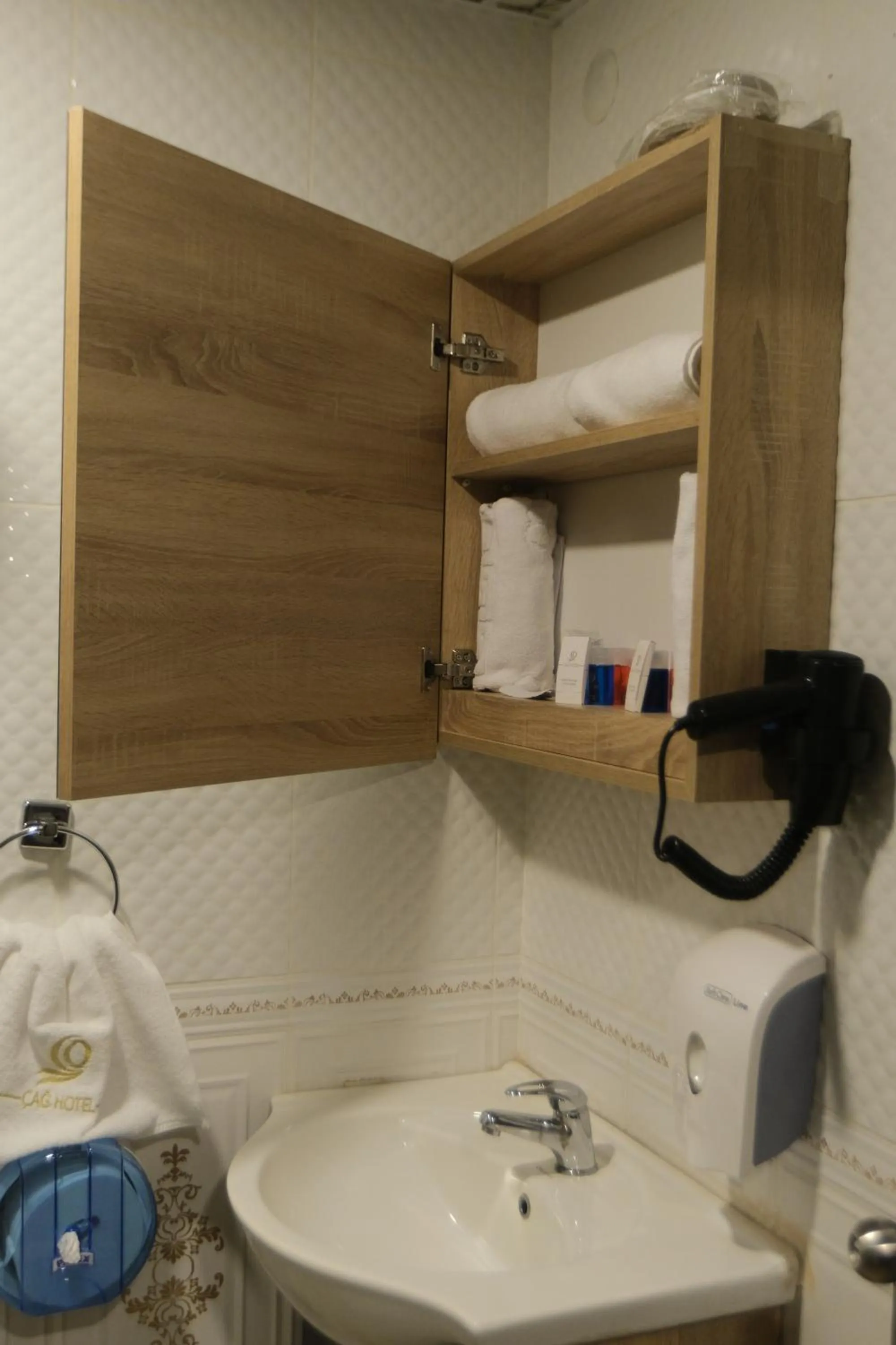 Bathroom in ÇAĞ OTEL