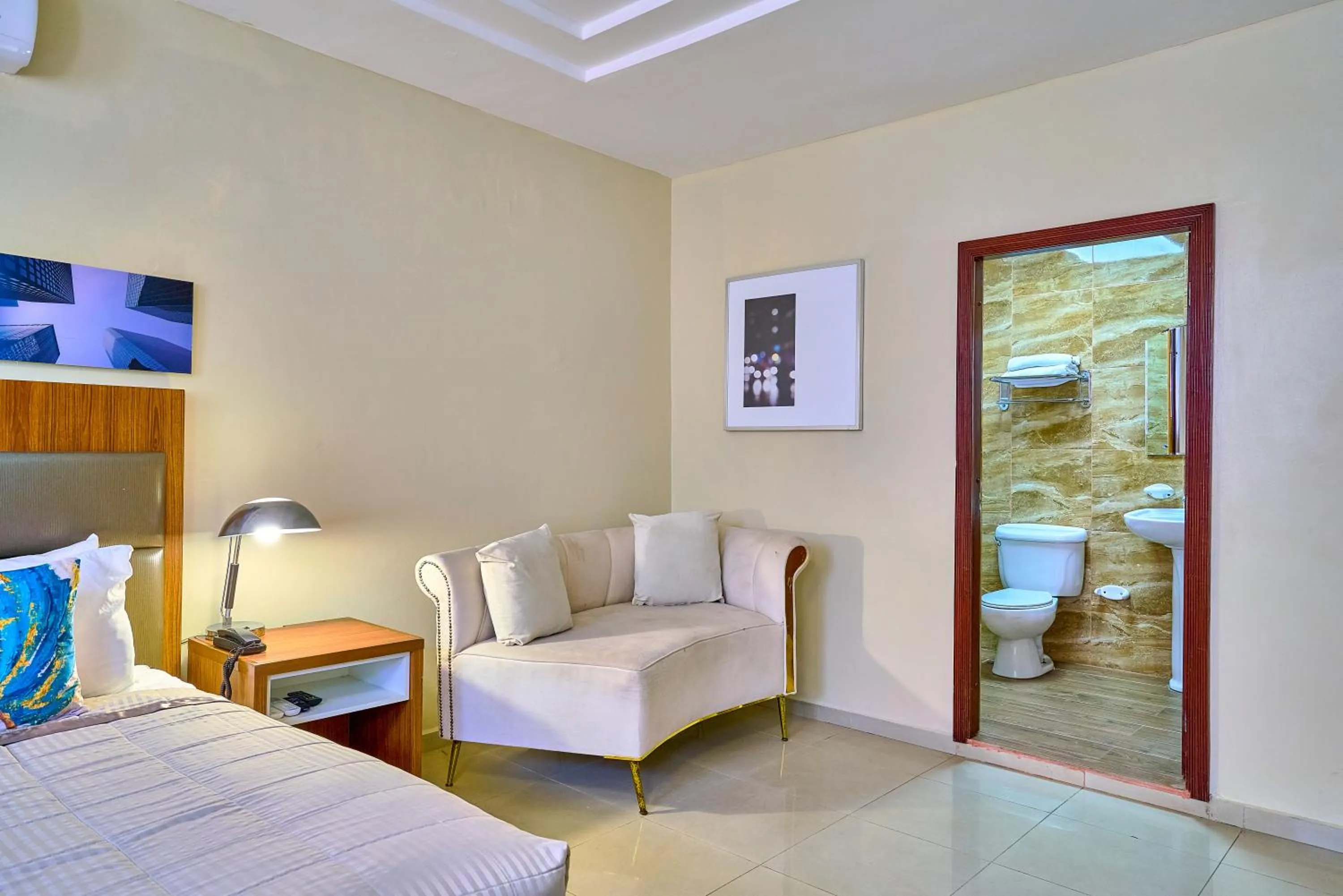 Bed in Hotel Libertad at historic main street