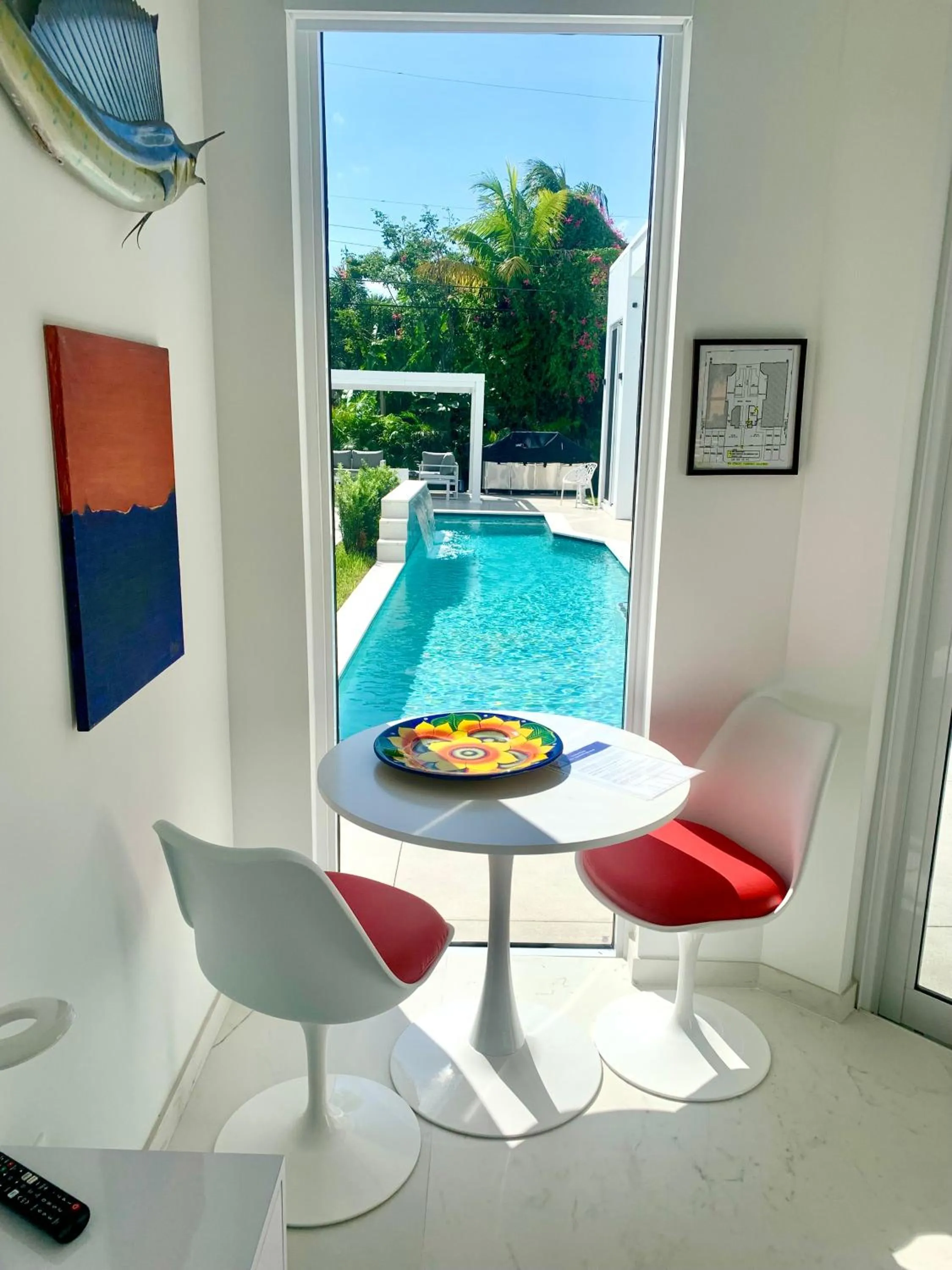 Men only clothing option guesthouse near Wilton Manors