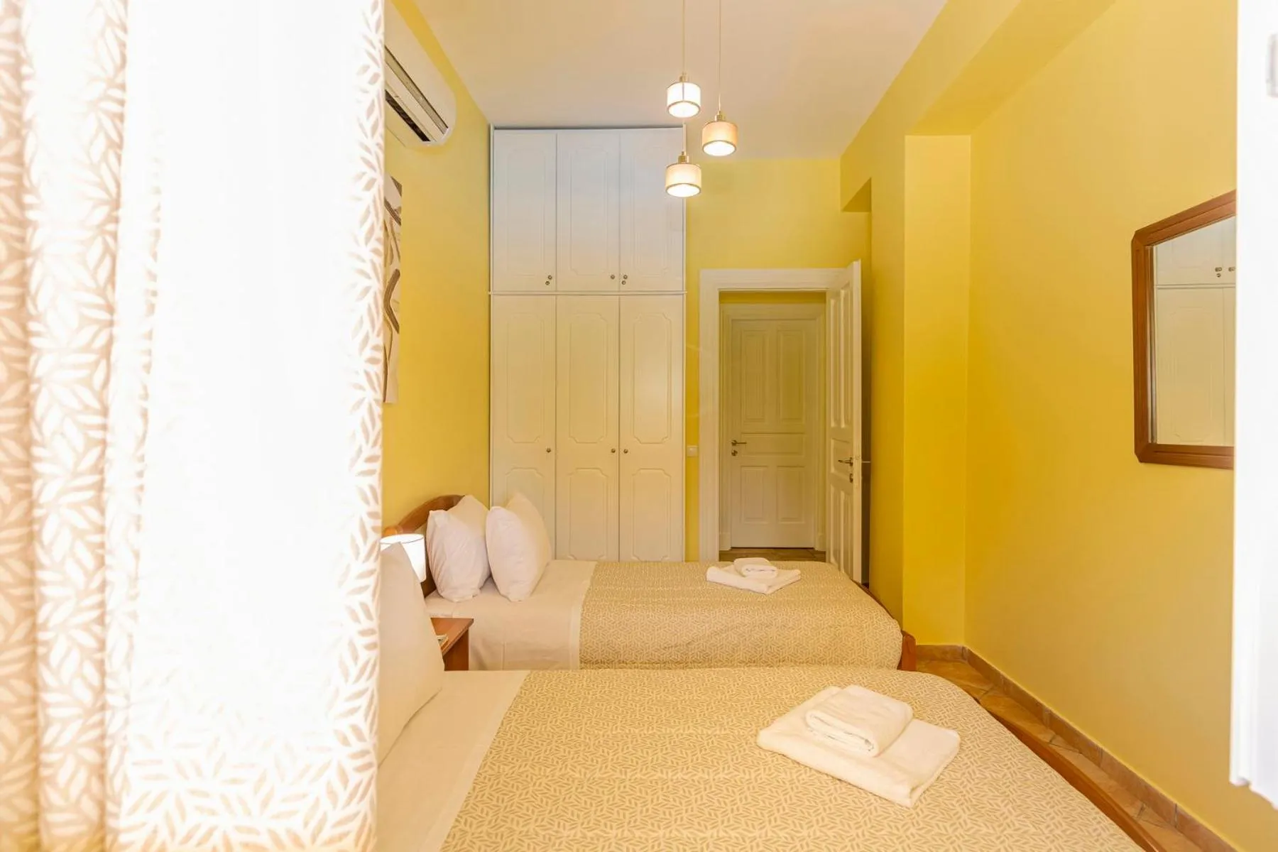 Bed in Villa Charchala