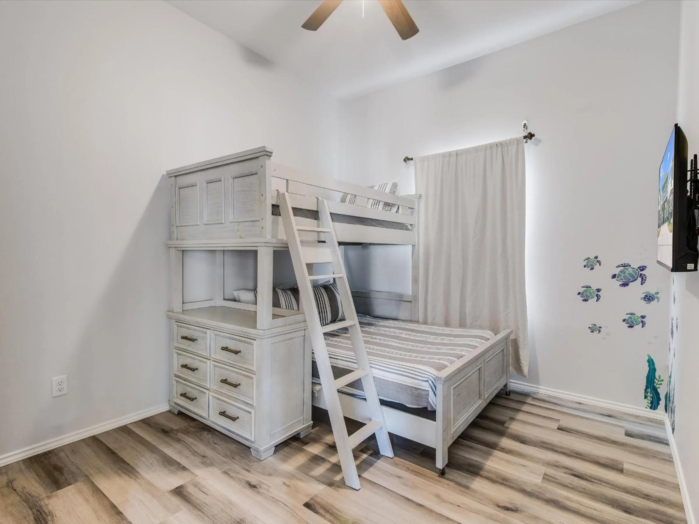 Other in Reel Inn Relax