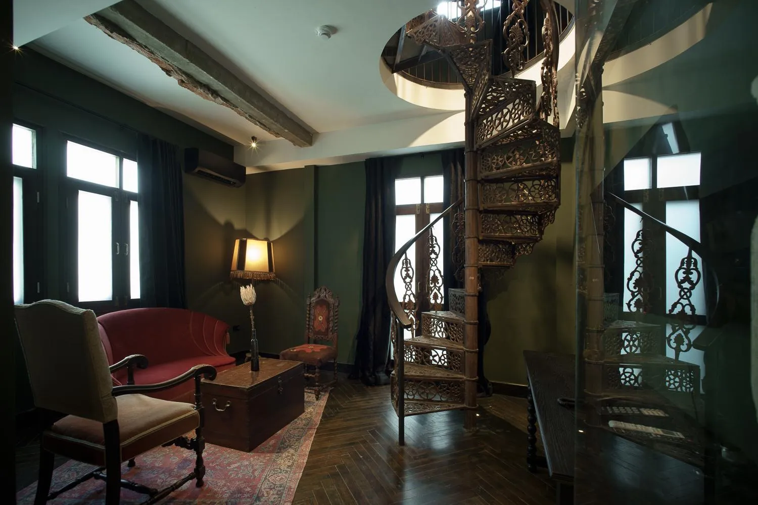 Living room in Baan Tuk Din Hotel