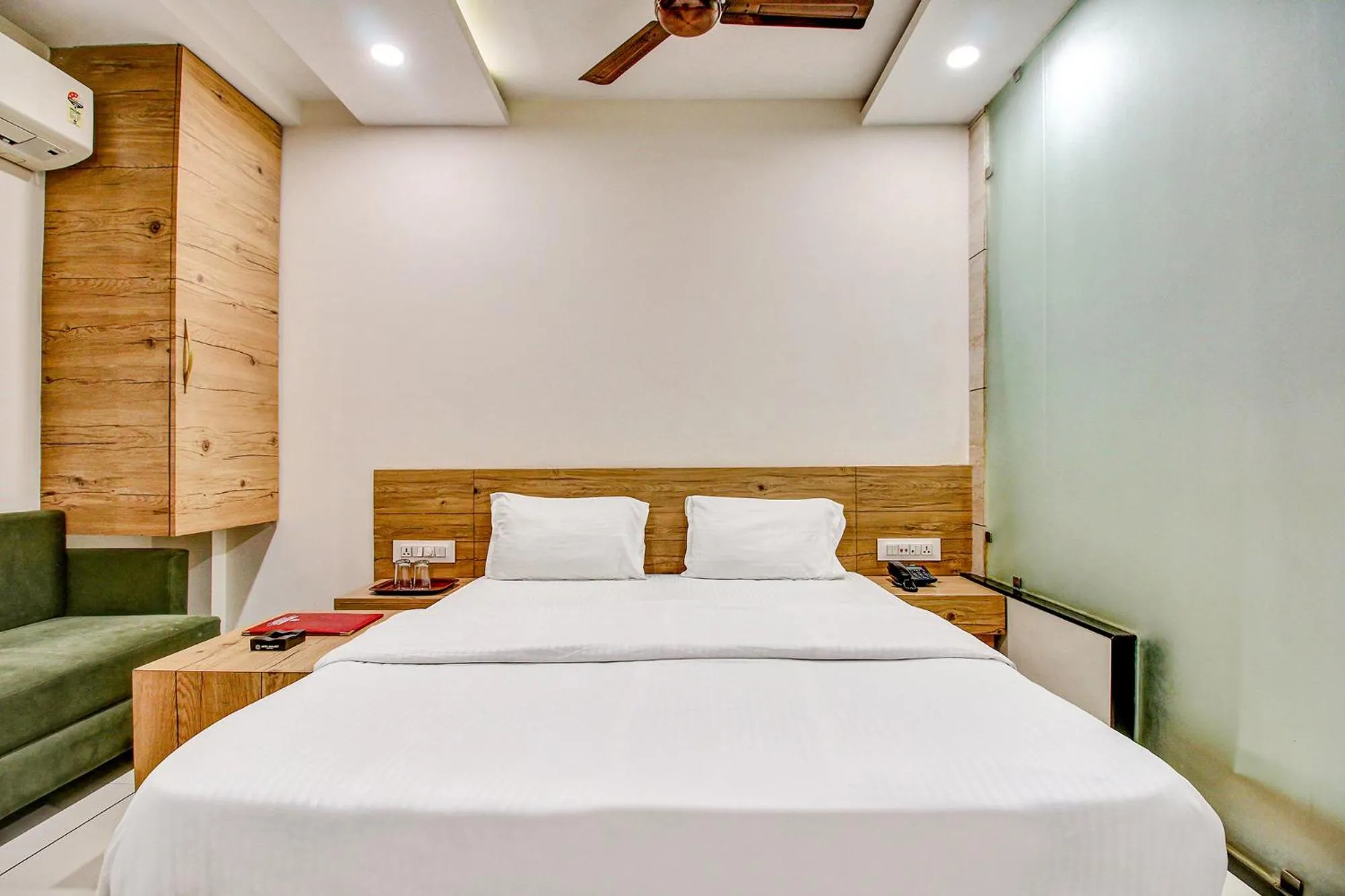 Bed in FabHotel Prime Manjeet