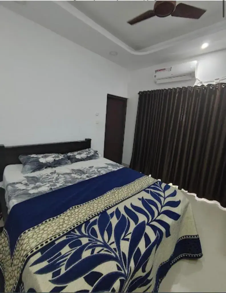 Deluxe Queen Room in Rain Homestay Deluxe Queen Room in Rain Homestay