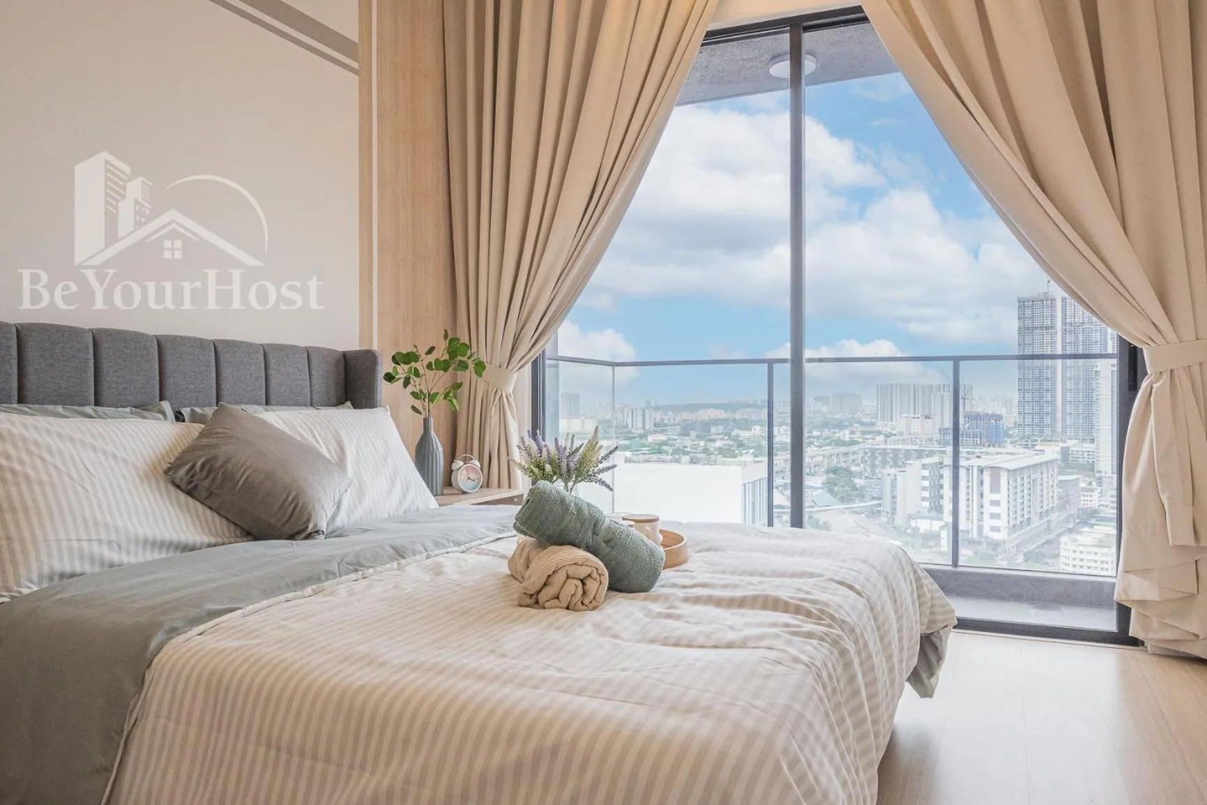 Bed in Continew Residences Kuala Lumpur