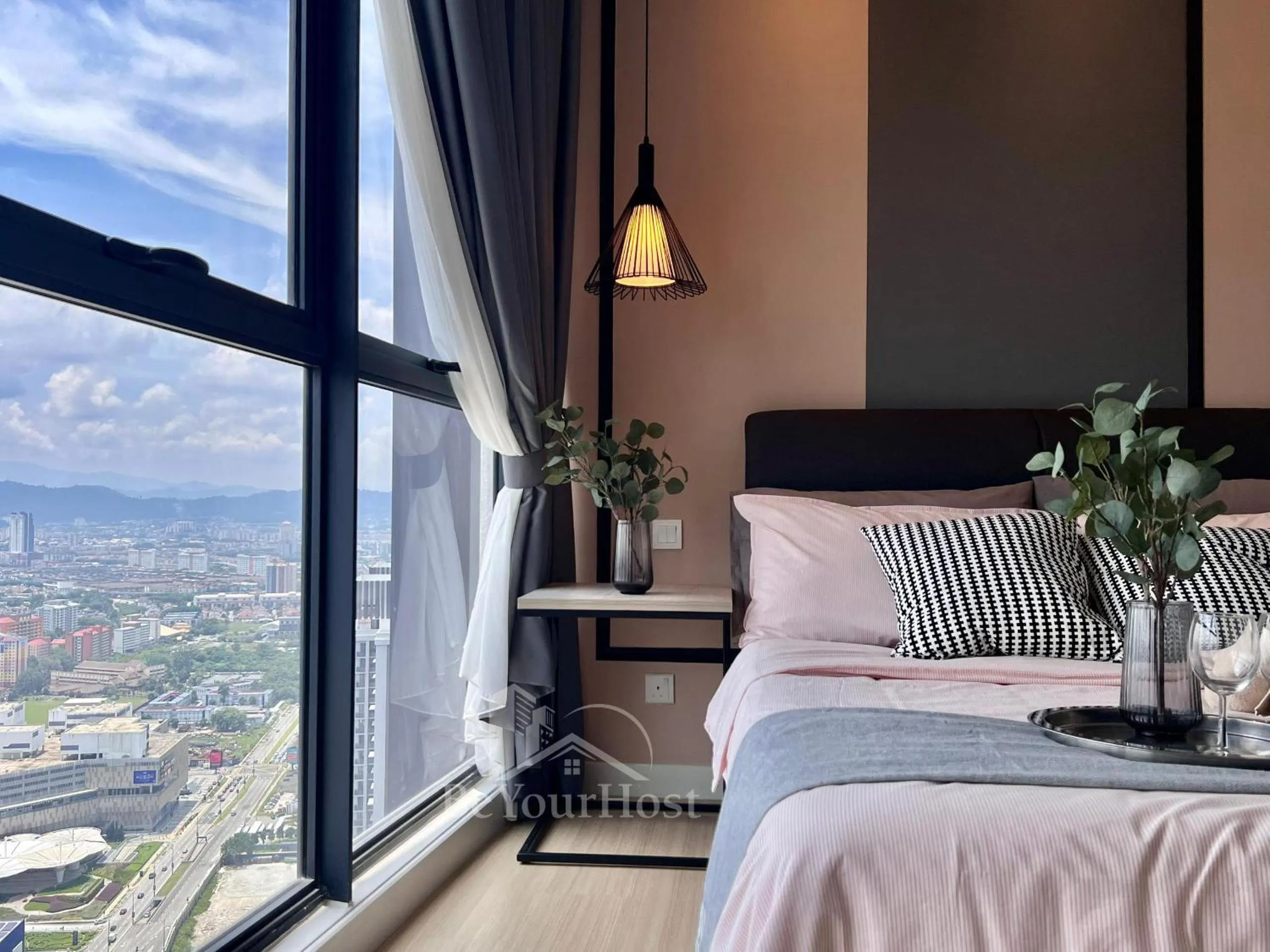 Bed in Continew Residences Kuala Lumpur