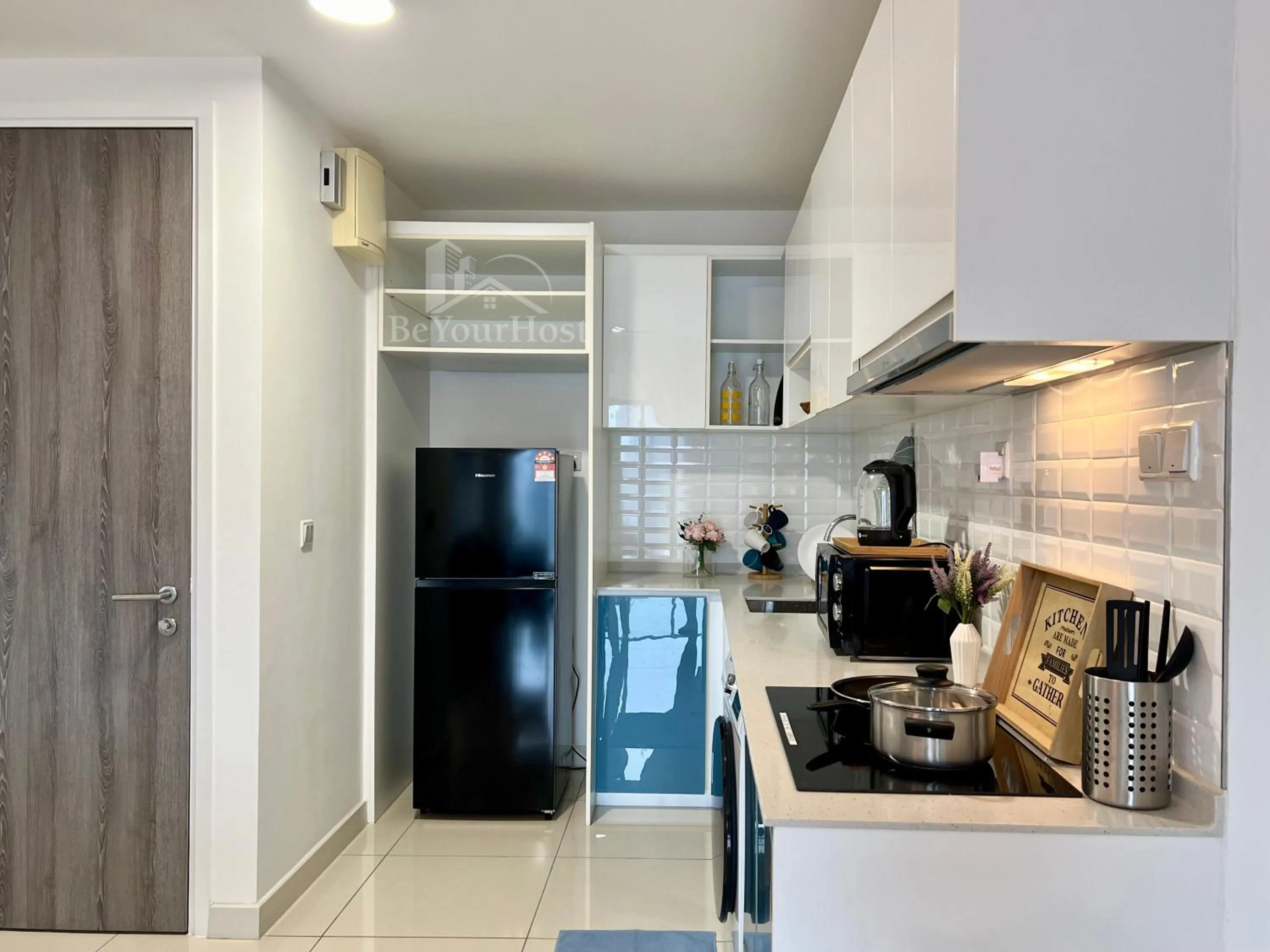 Kitchen or kitchenette in Continew Residences Kuala Lumpur