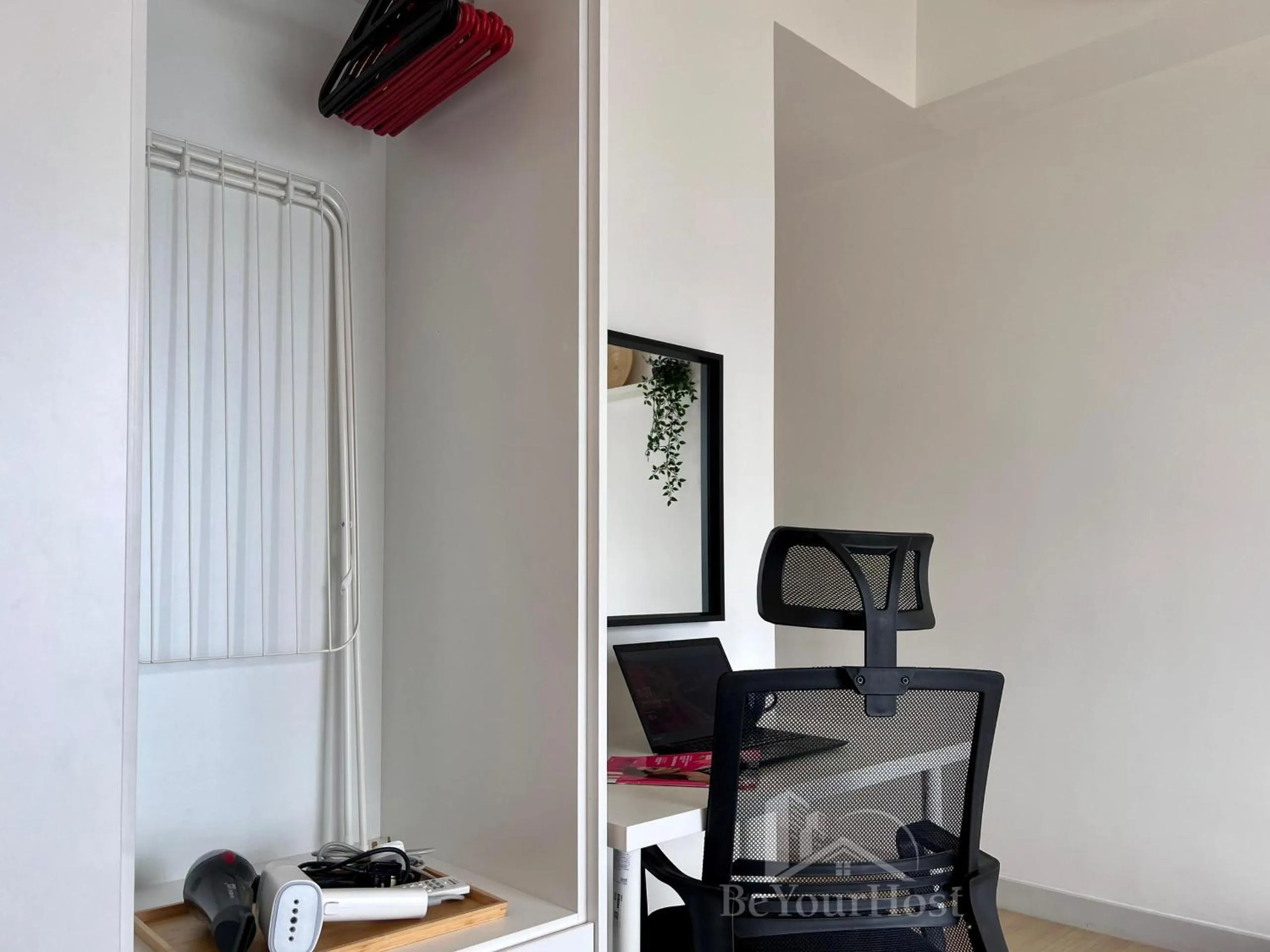 hair dresser in Continew Residences Kuala Lumpur