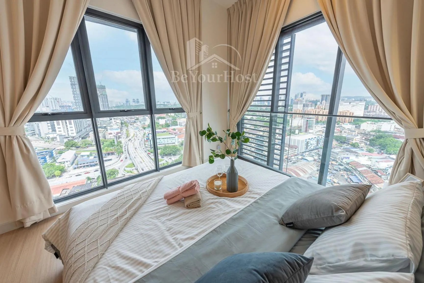 Bed in Continew Residences Kuala Lumpur