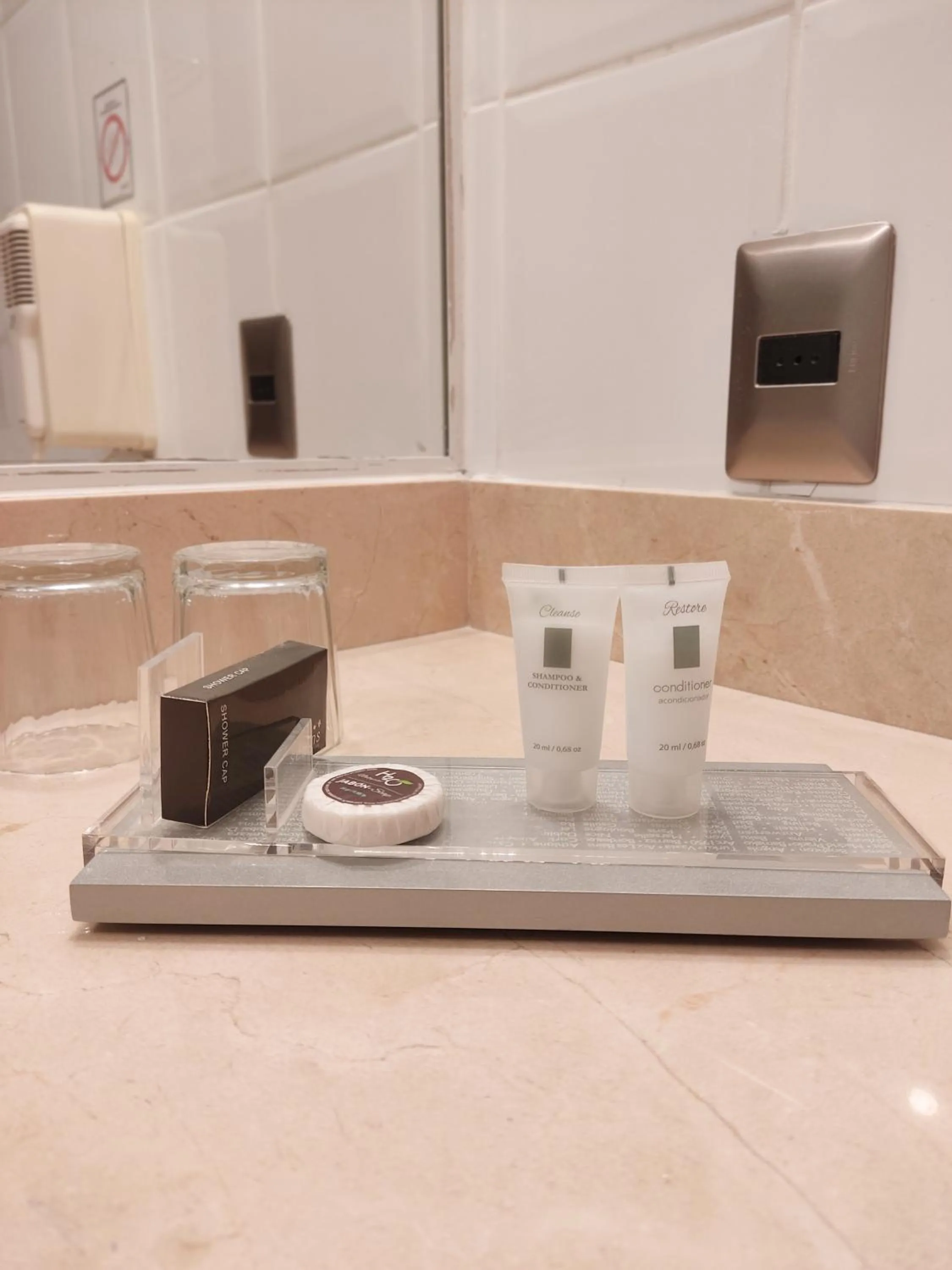 Bathroom in Hotel Alborada