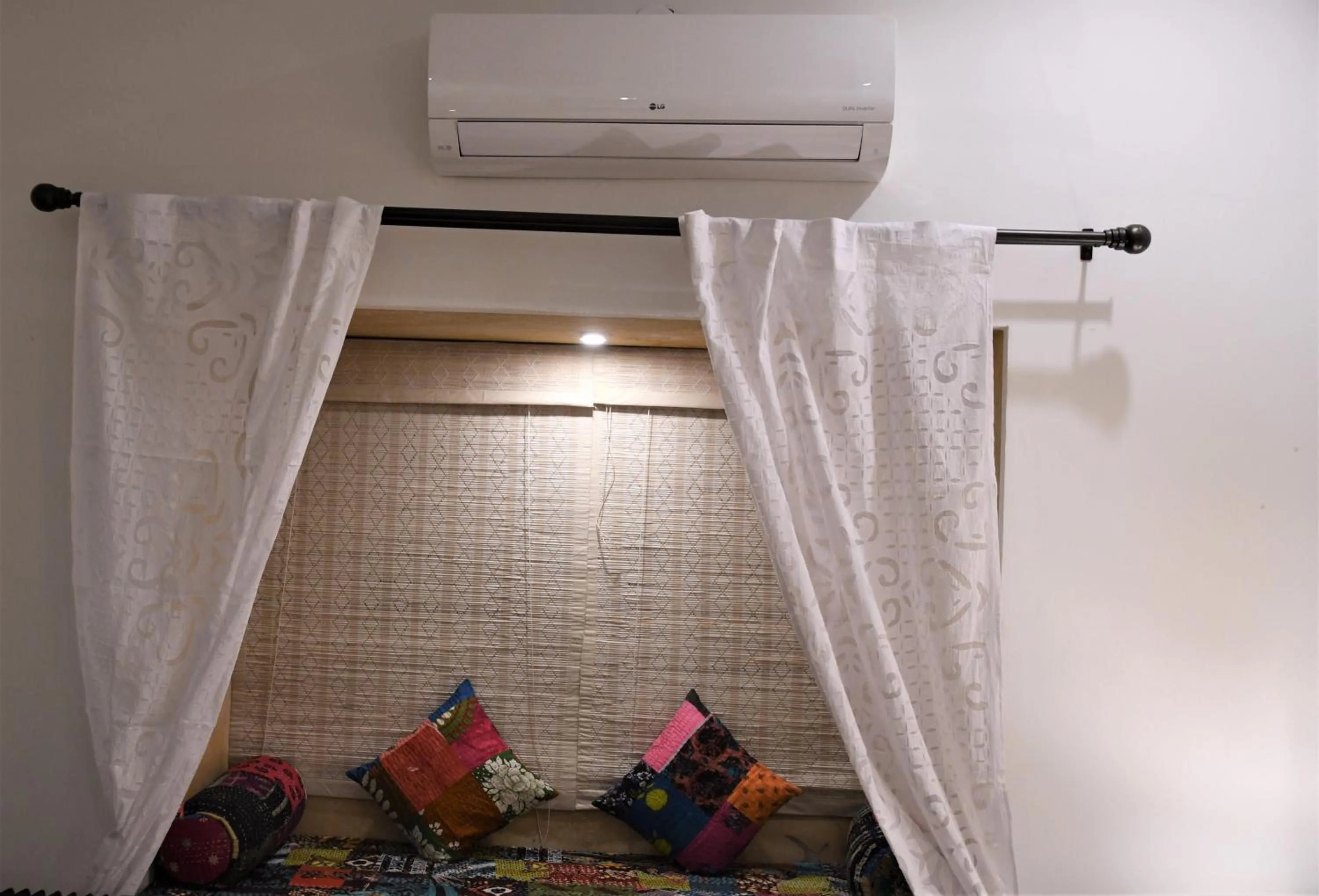 Guests in Hotel Meri Haveli