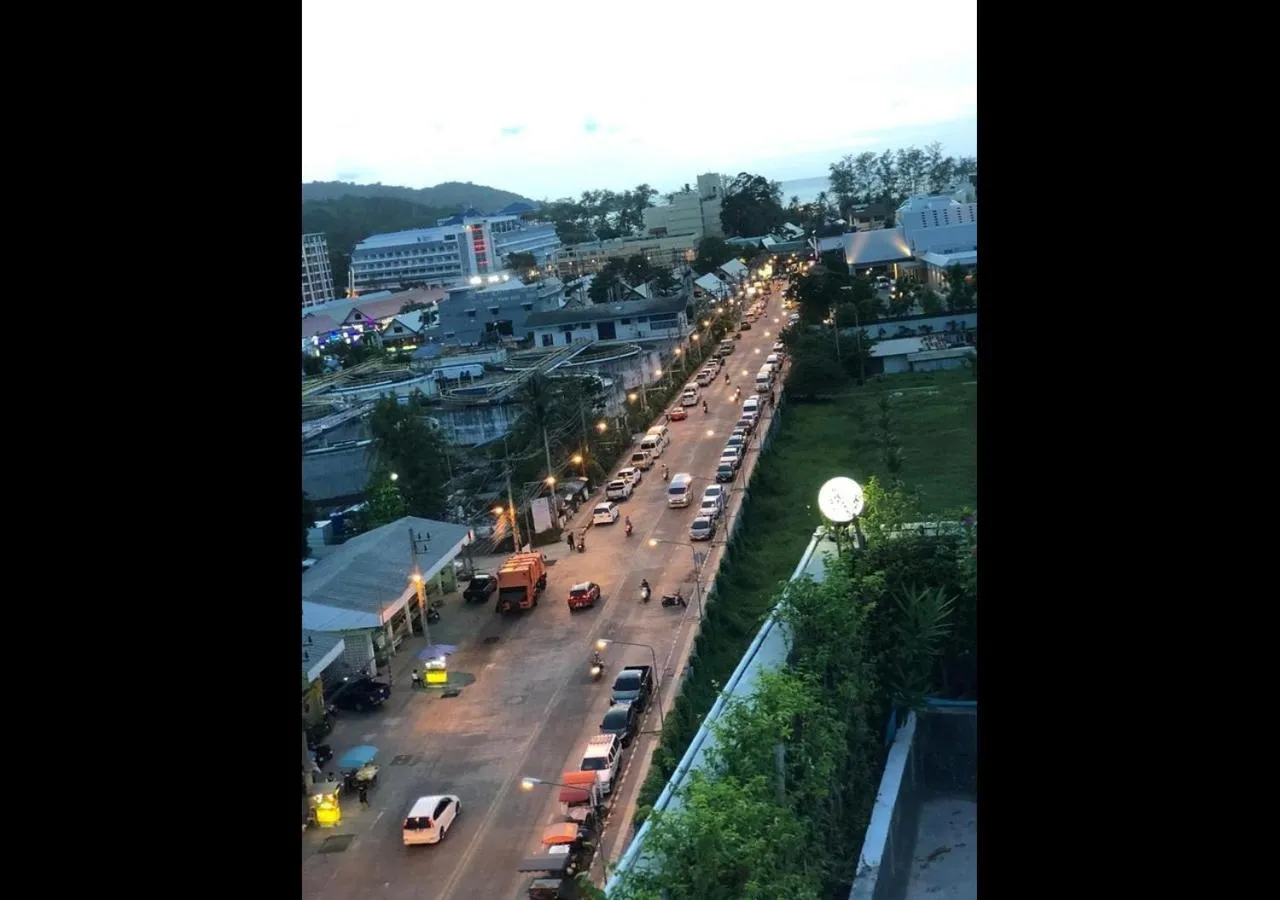 Day in Patong Dynasty Royal Hotel