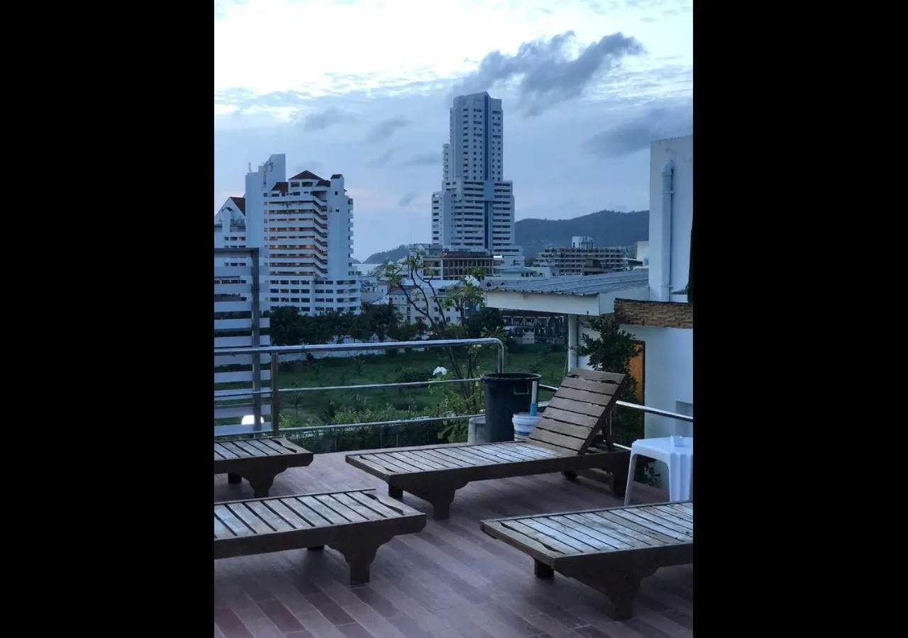 Day in Patong Dynasty Royal Hotel