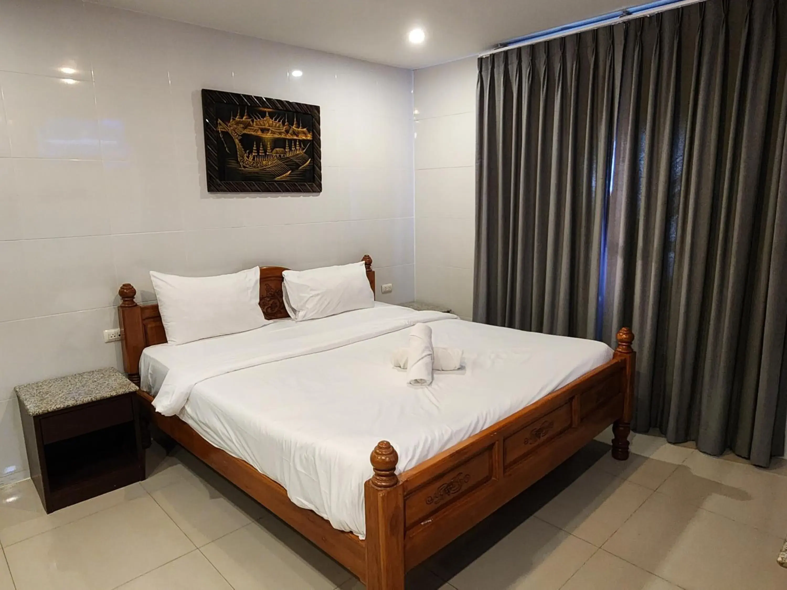 Standard King Room in Patong Dynasty Royal Hotel Standard King Room in Patong Dynasty Royal Hotel
