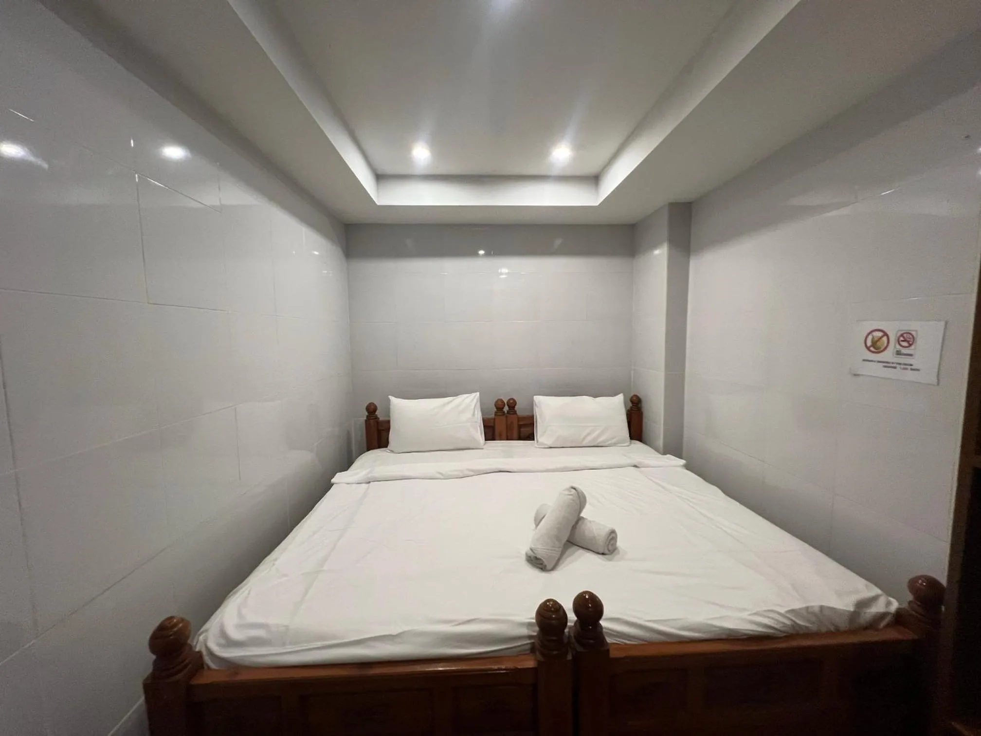 Bed in Patong Dynasty Royal Hotel