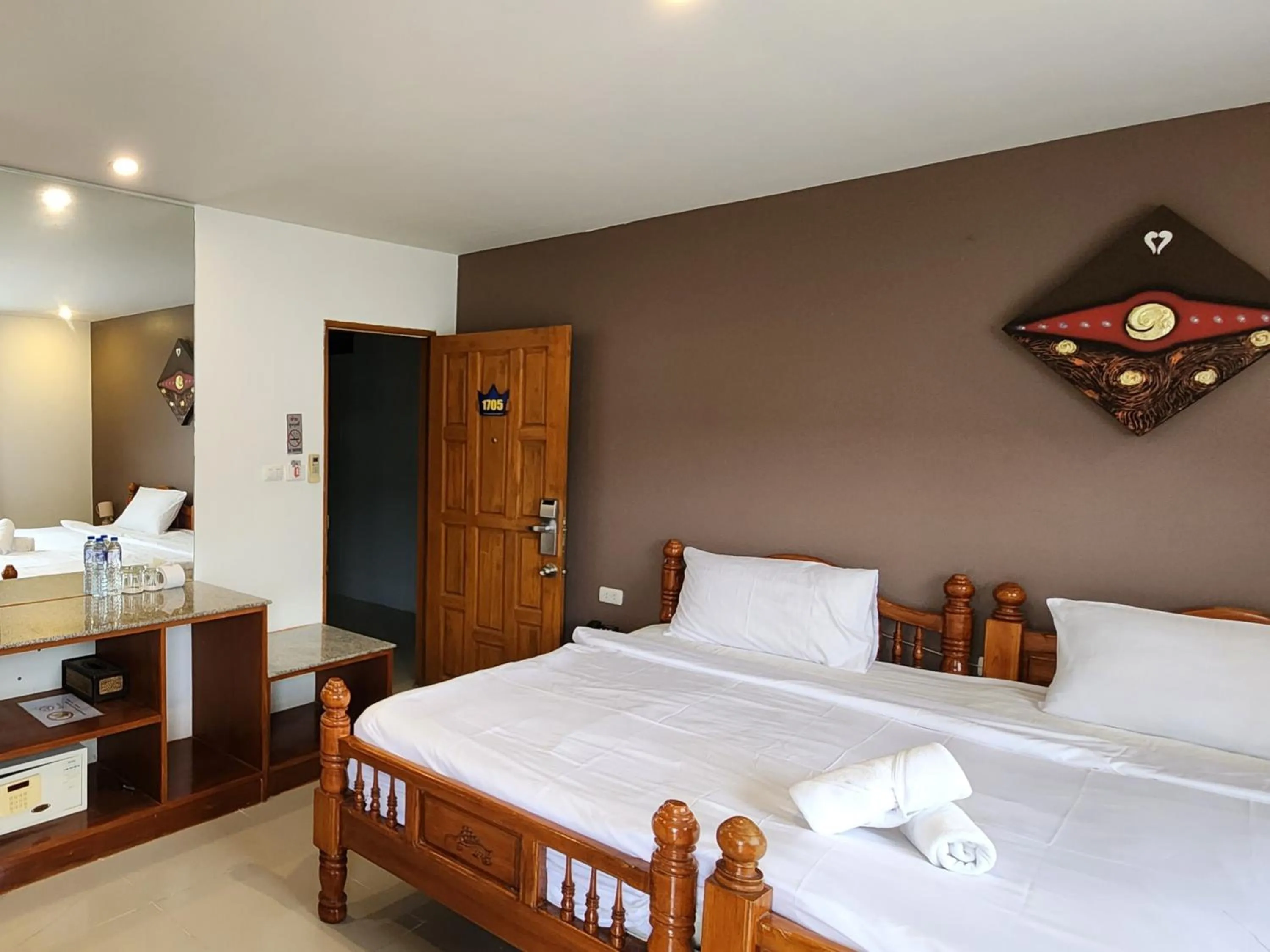 Bed in Patong Dynasty Royal Hotel