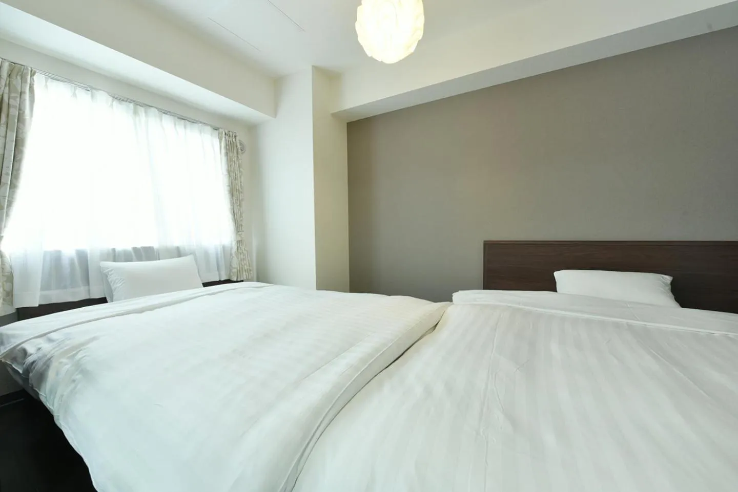 Bed in Sun Court Hongodori Garden Hills