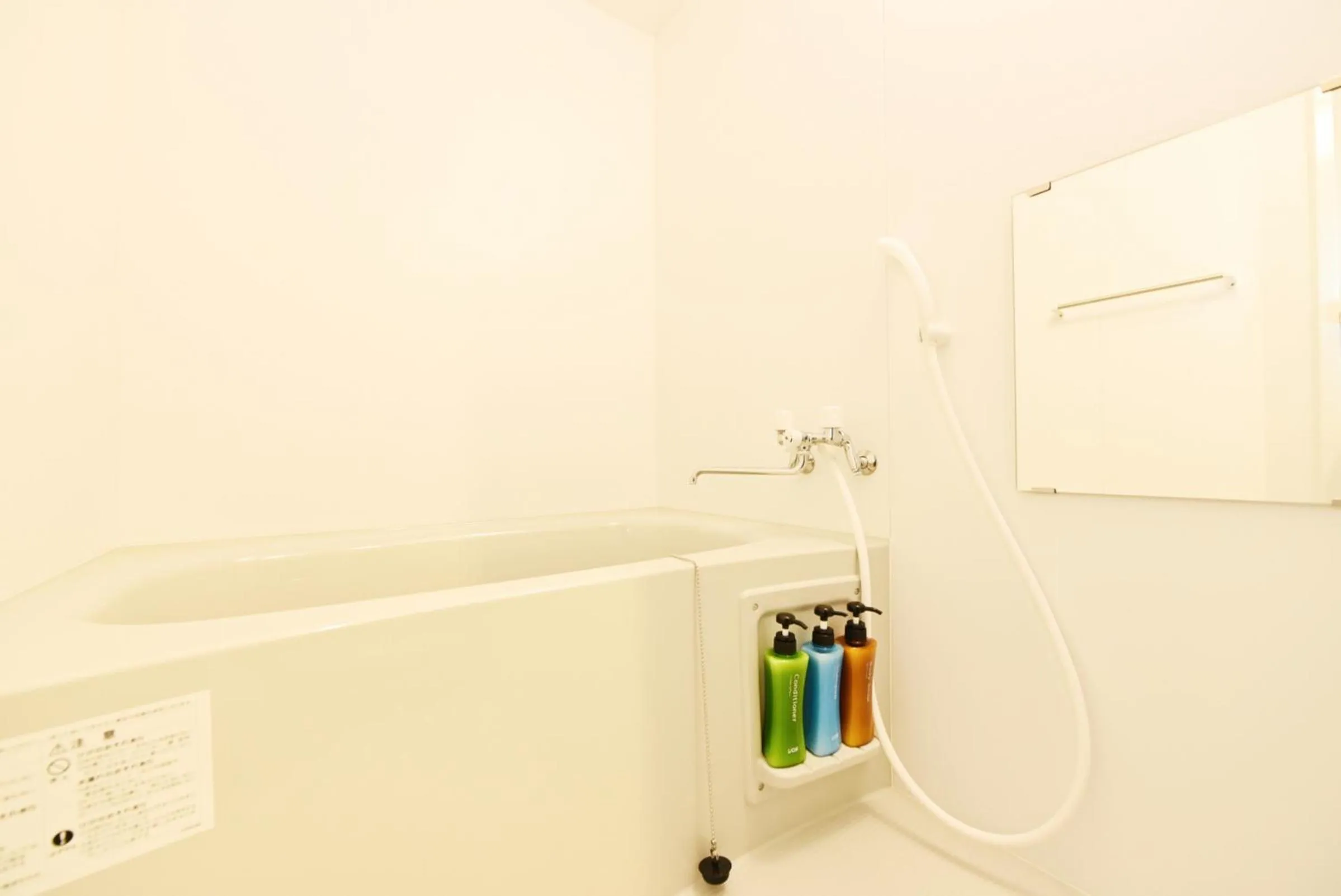 Shower in Sun Court Hondori Garden Hills