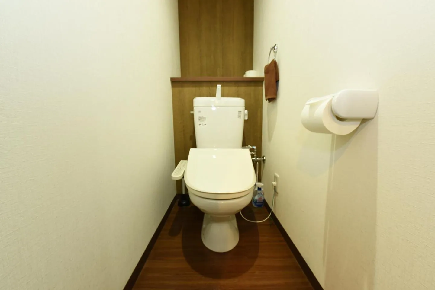 Toilet in Hills Garden Hondori