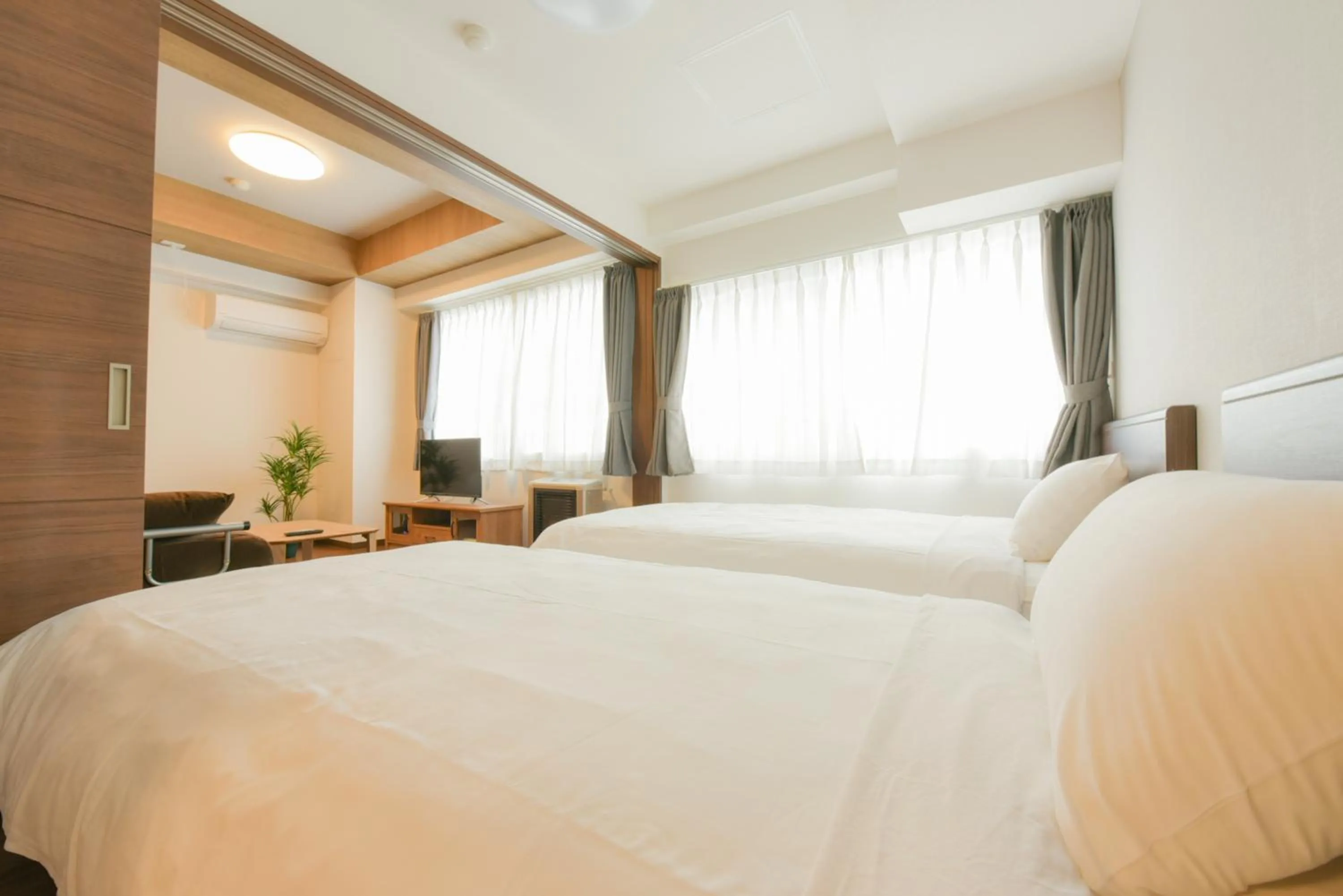 Bed in Hills Garden Hondori