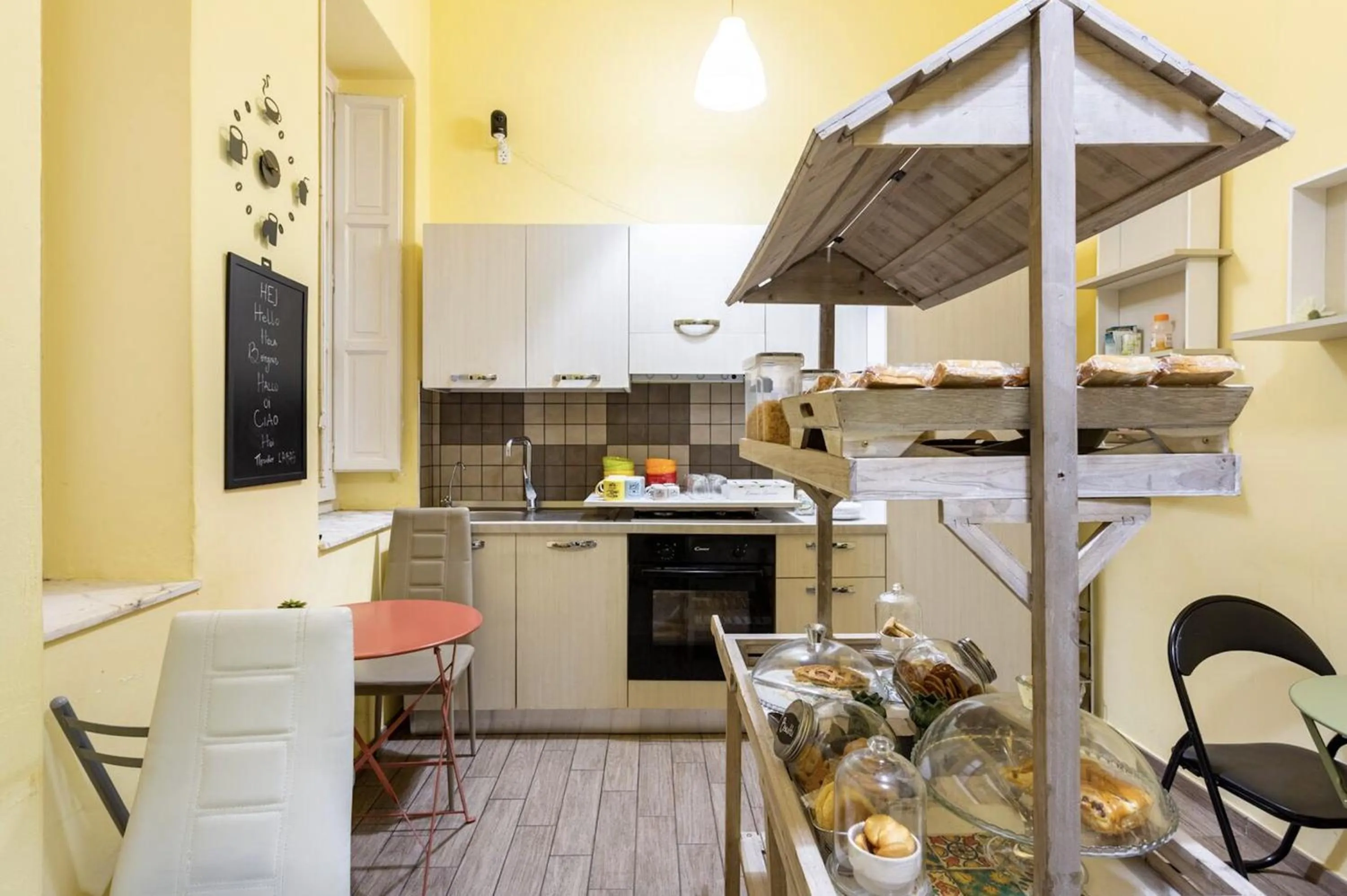 Breakfast in Bohème B&B