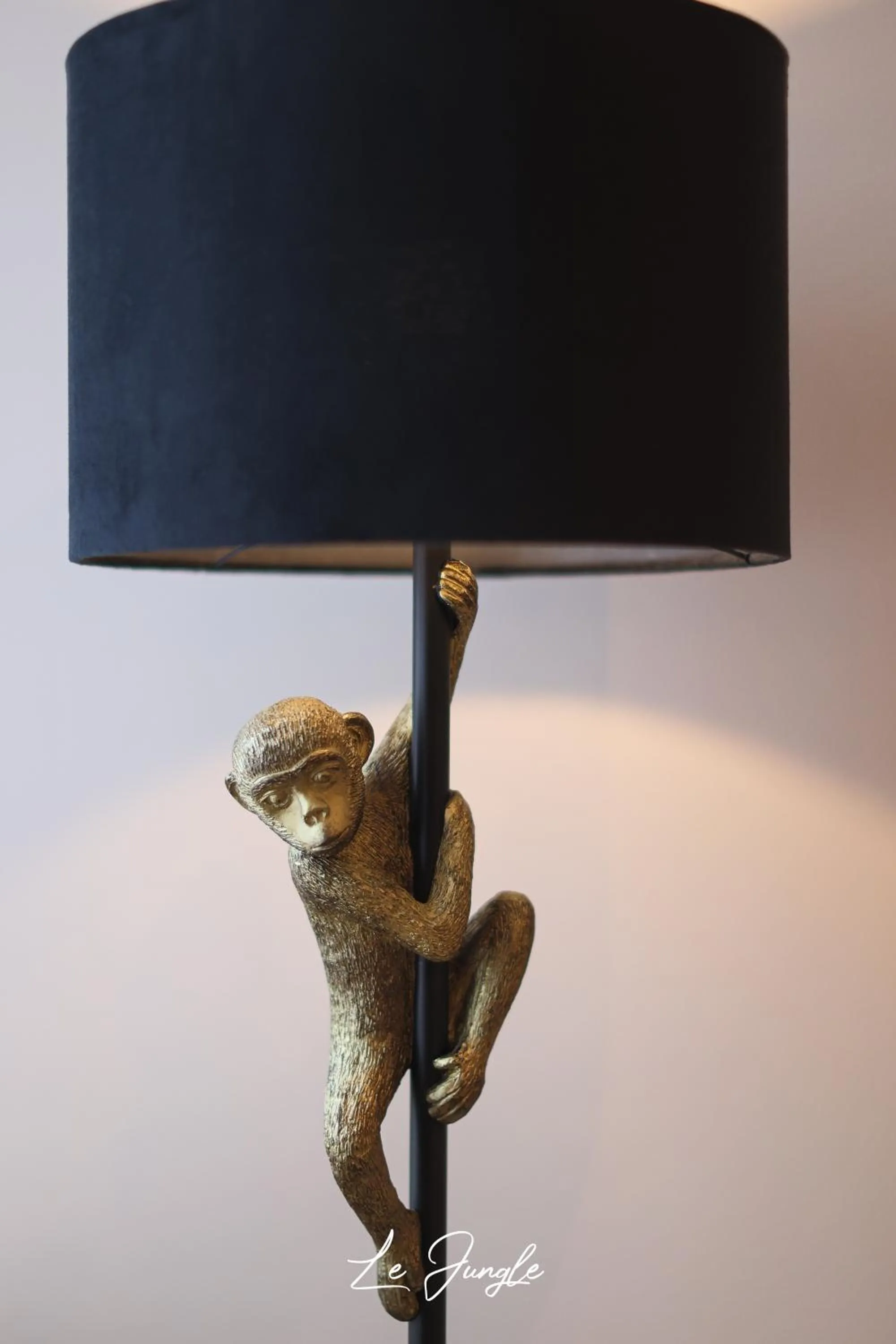 Decorative detail in LE JUNGLE 5 étoiles / Netflix et services