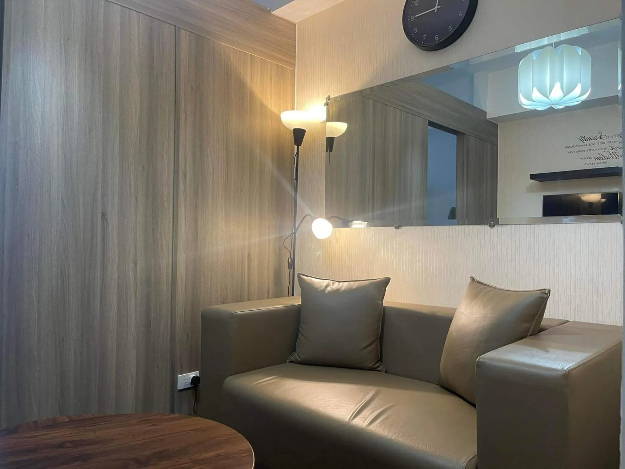 Living room in Staycation Mandaluyong Fame residences greenfield district by darpm