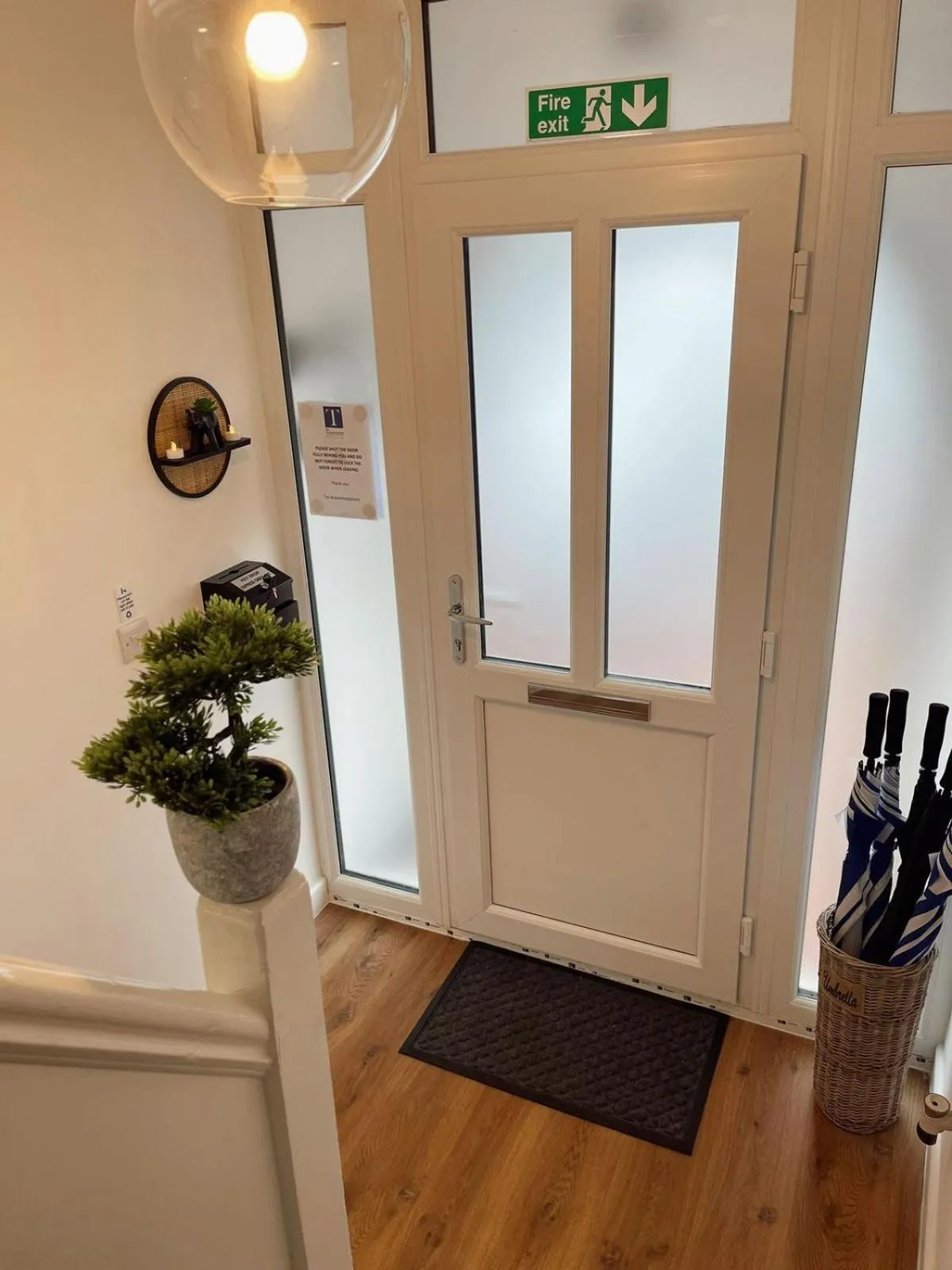 Cambridge Studios and Suites by Tas Accommodations