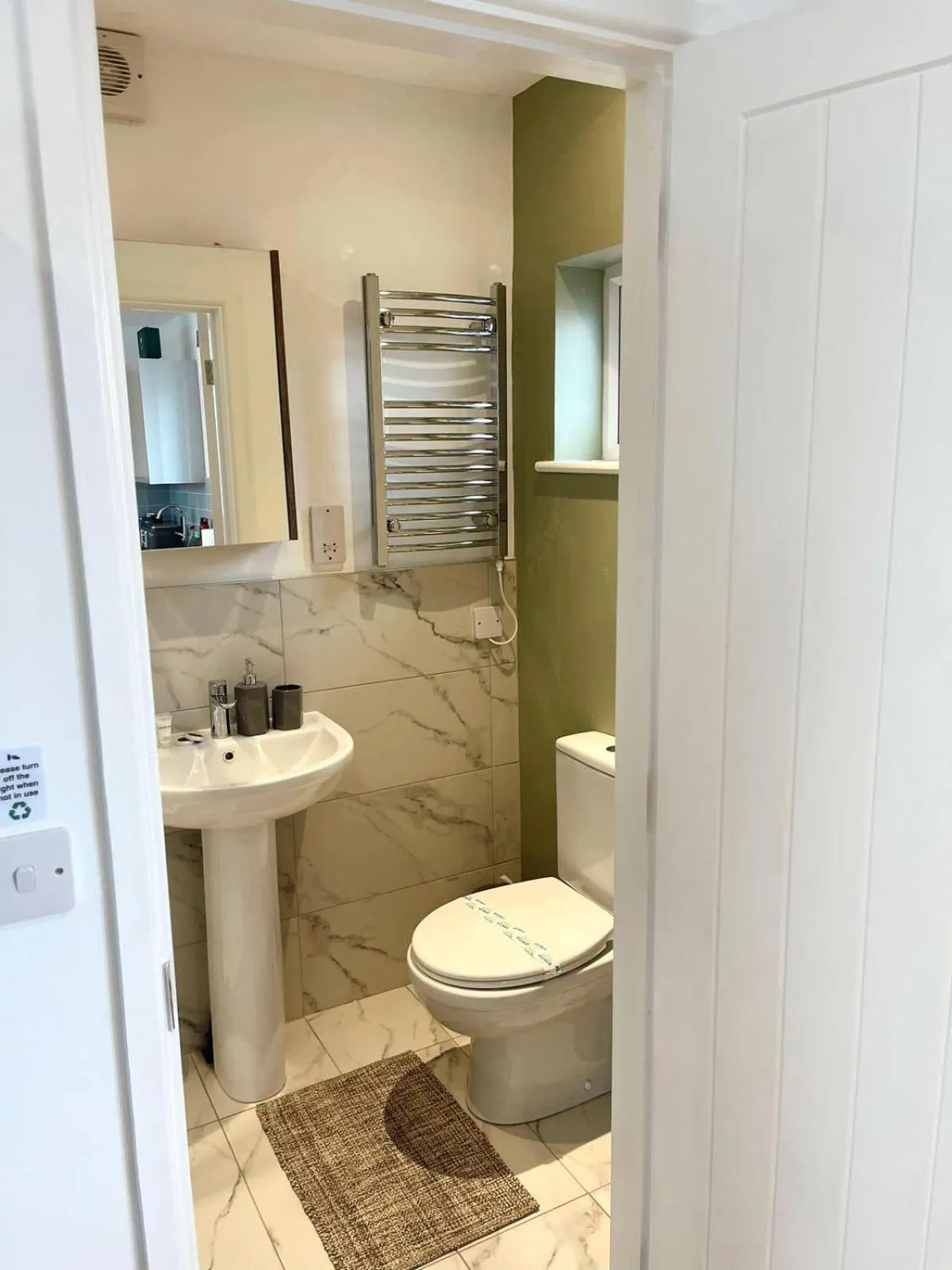 Cambridge Studios and Suites by Tas Accommodations