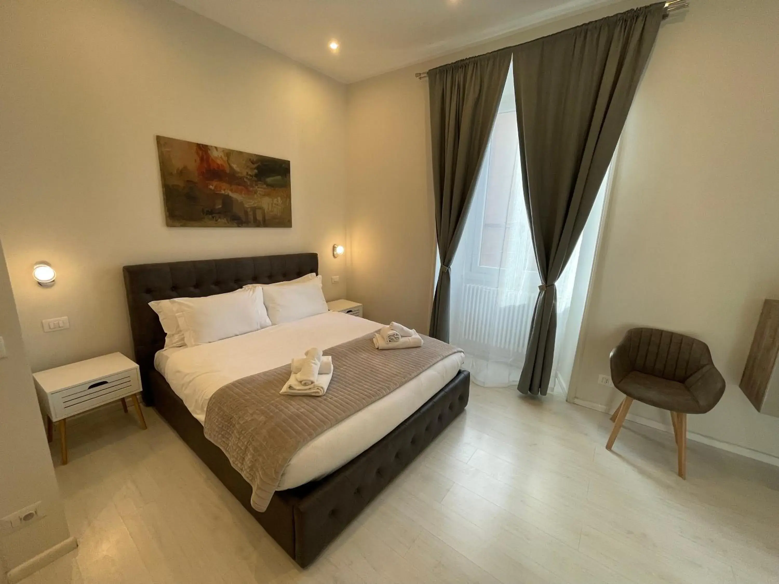 Deluxe Double Room in Quintus Luxury Suites Deluxe Double Room in Quintus Luxury Suites