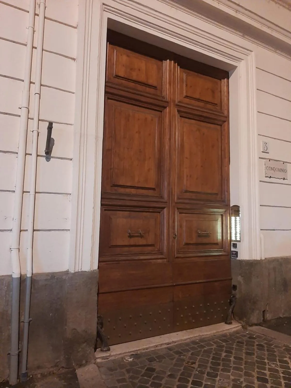 Property building in Quintus Luxury Suites