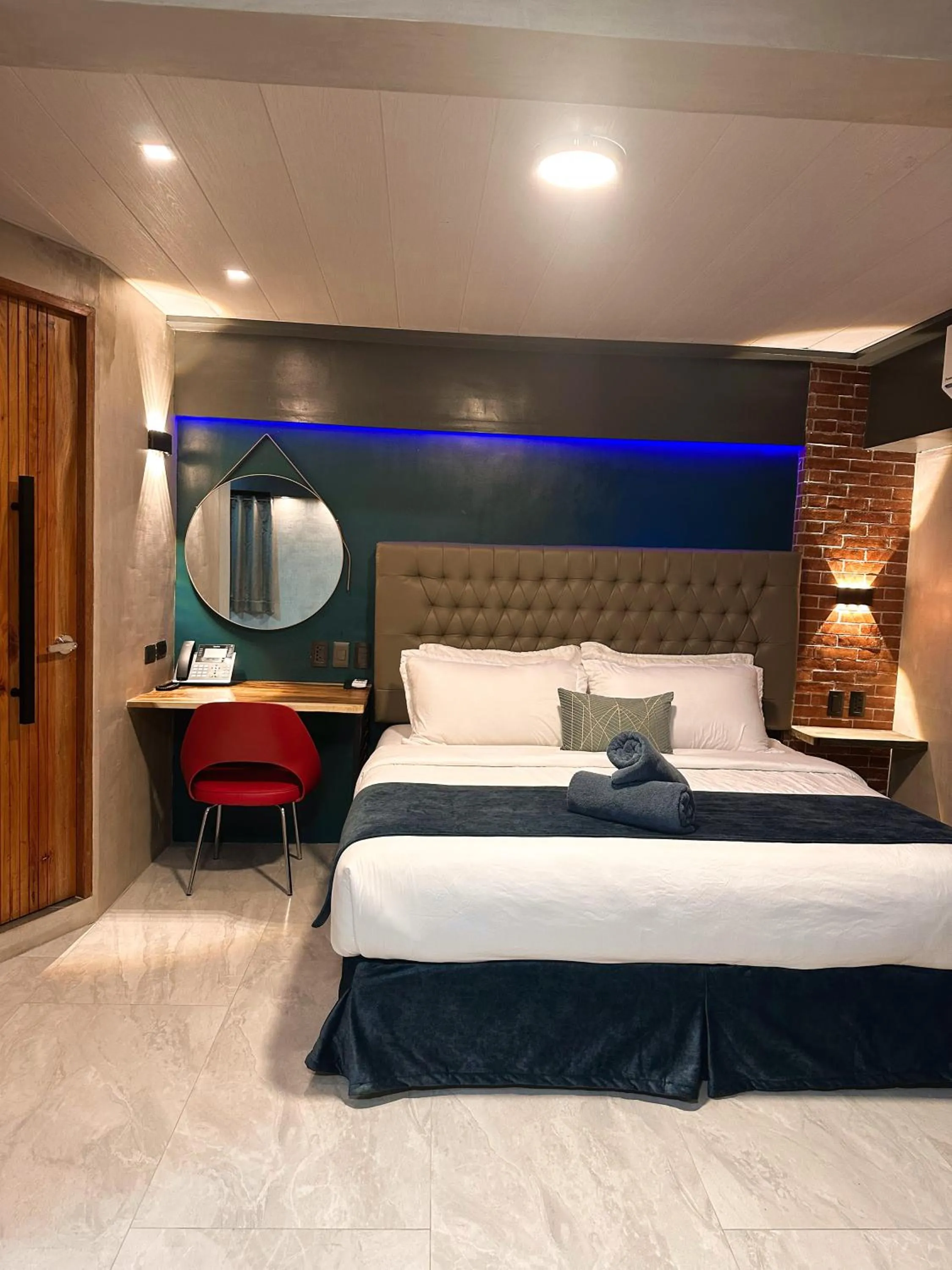 Bed in Blue Tulip - 4mins from Mactan Airport