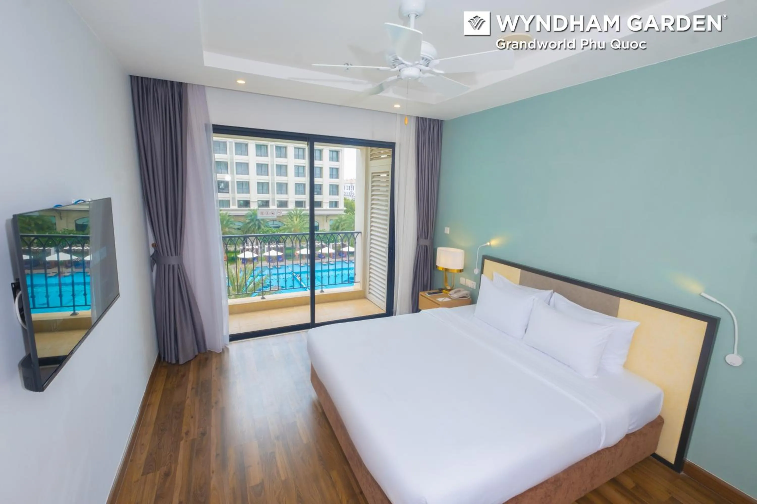 Bed in Wyndham Garden Grandworld Phu Quoc