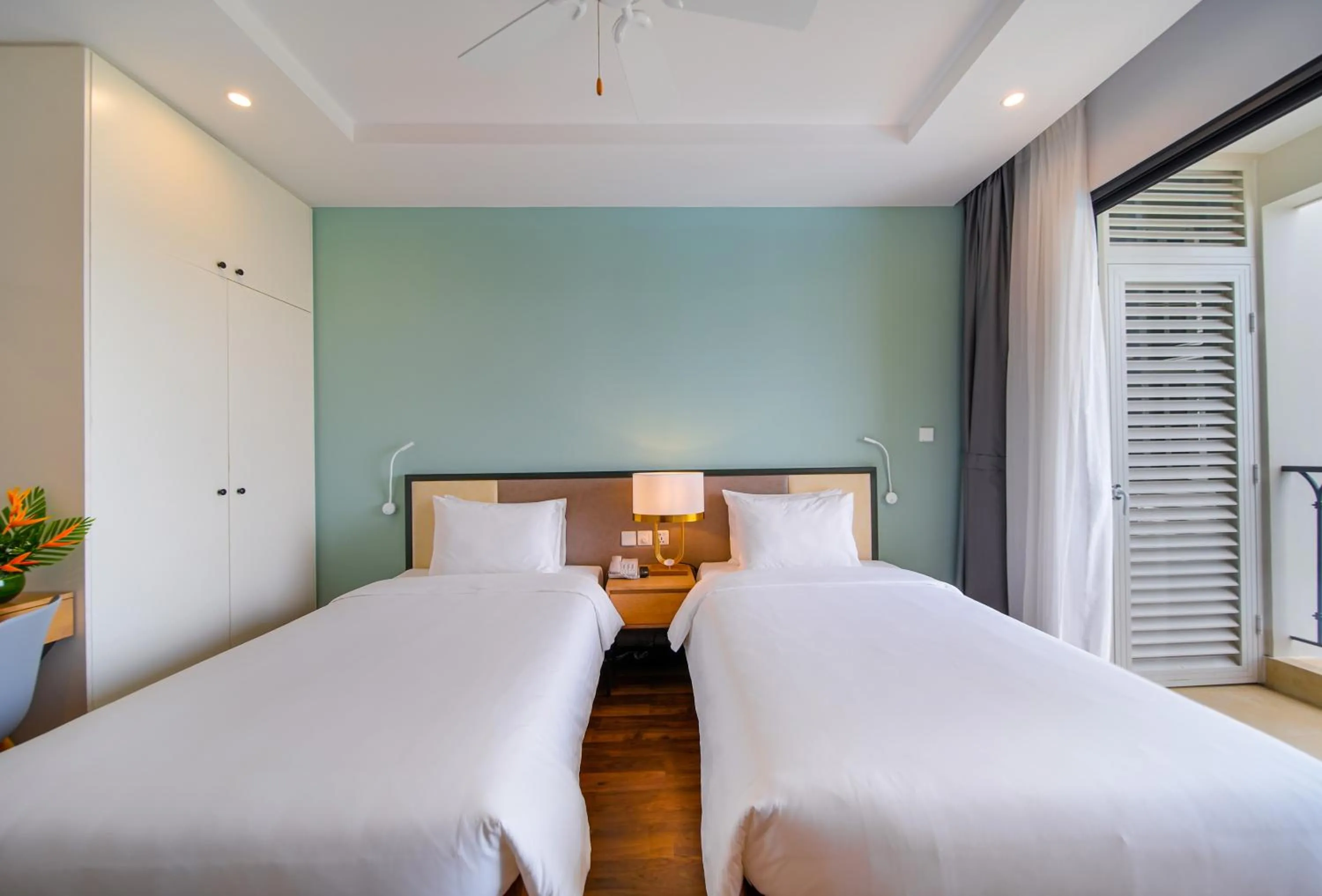 Bed in Wyndham Garden Grandworld Phu Quoc