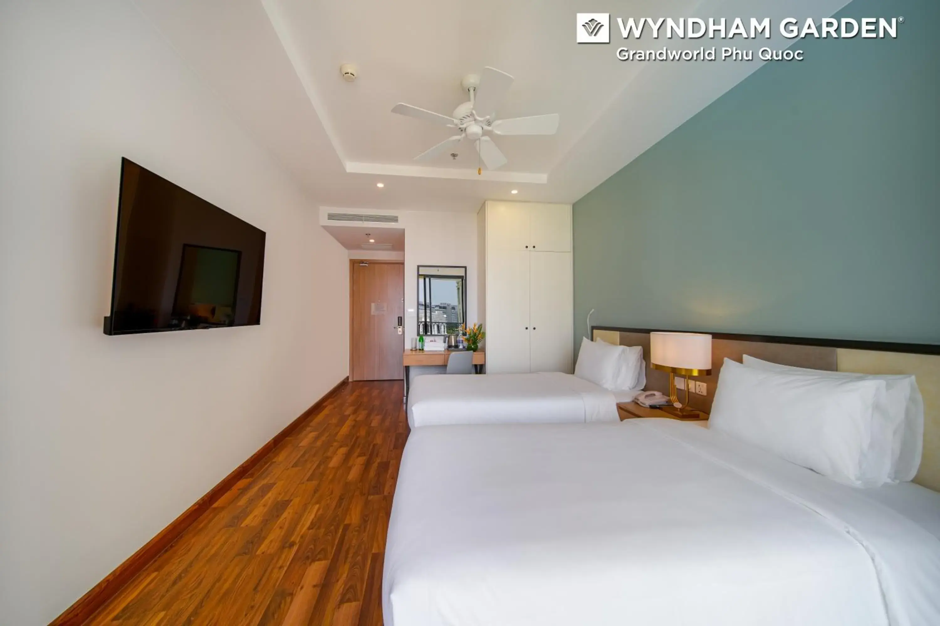 Superior Twin Room with Pool View in Wyndham Garden Grandworld Phu Quoc Superior Twin Room with Pool View in Wyndham Garden Grandworld Phu Quoc